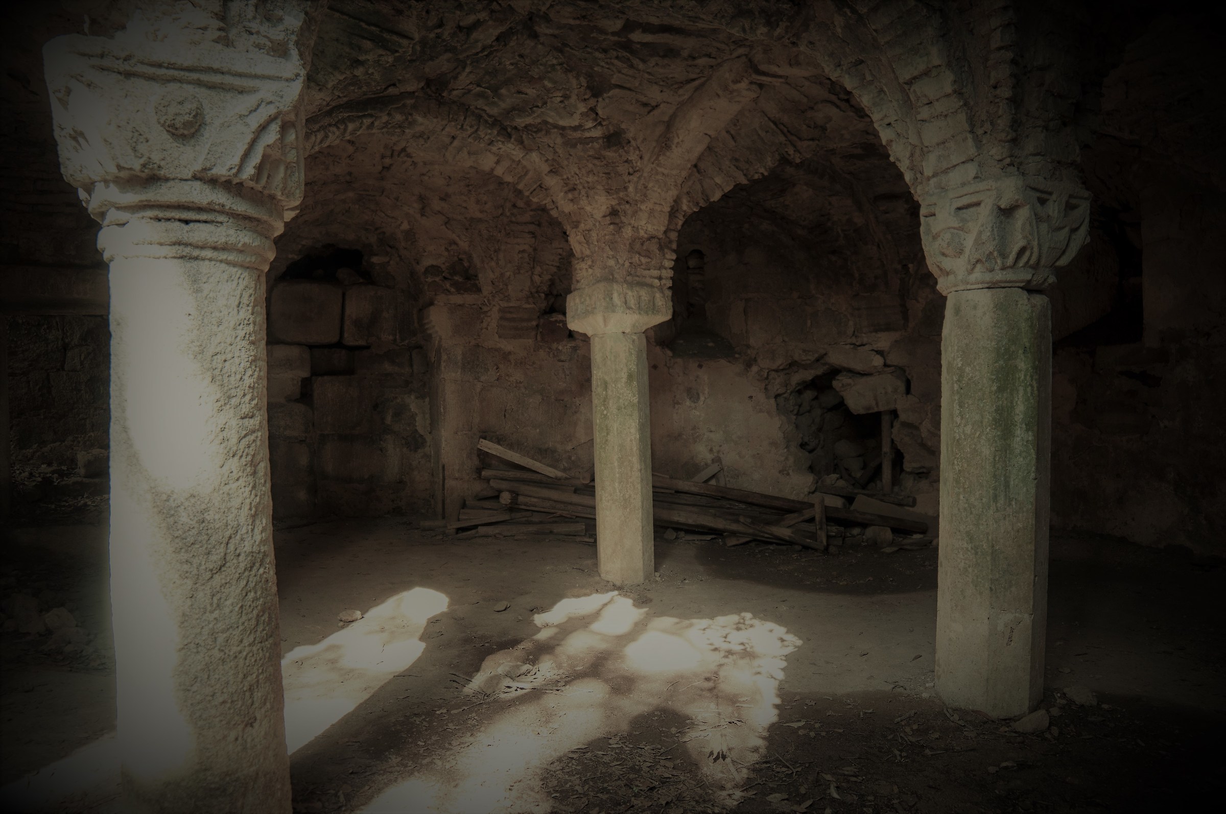 Cripta dell'Abbazia di San Salvatore di Giugnano...
