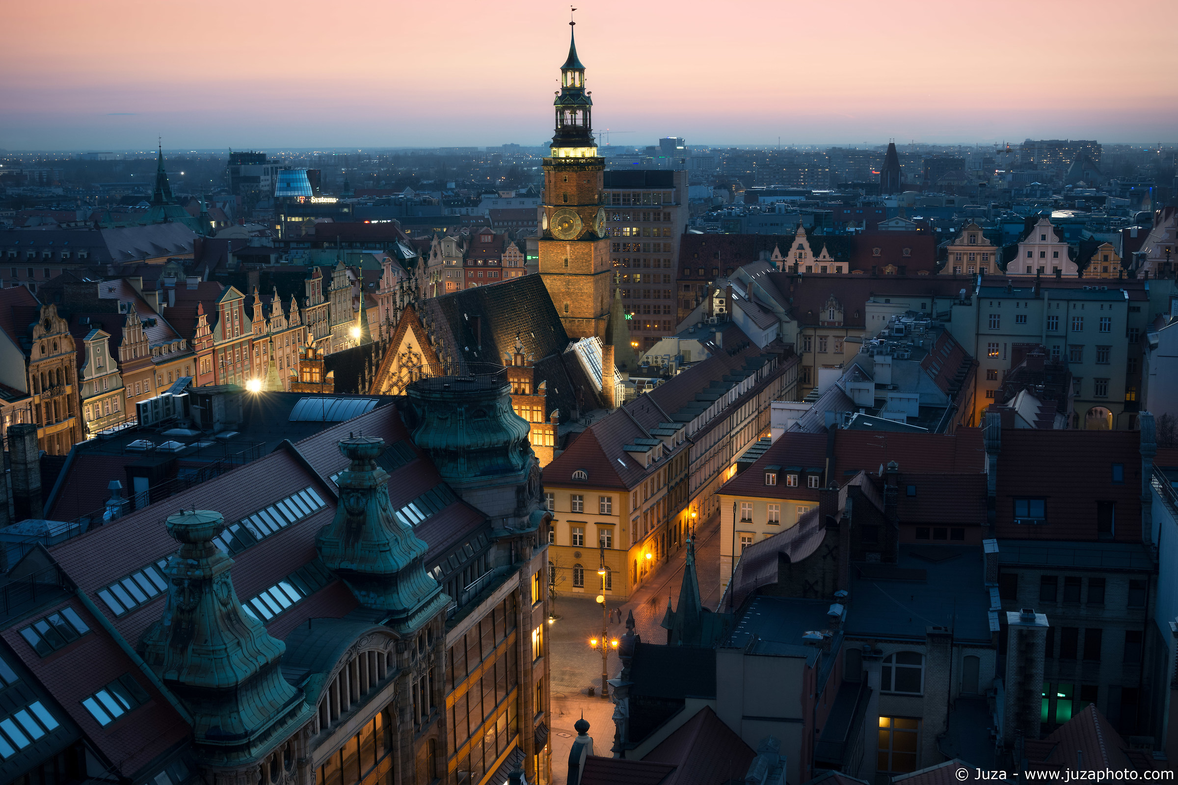 The blue hour in Wroclaw...