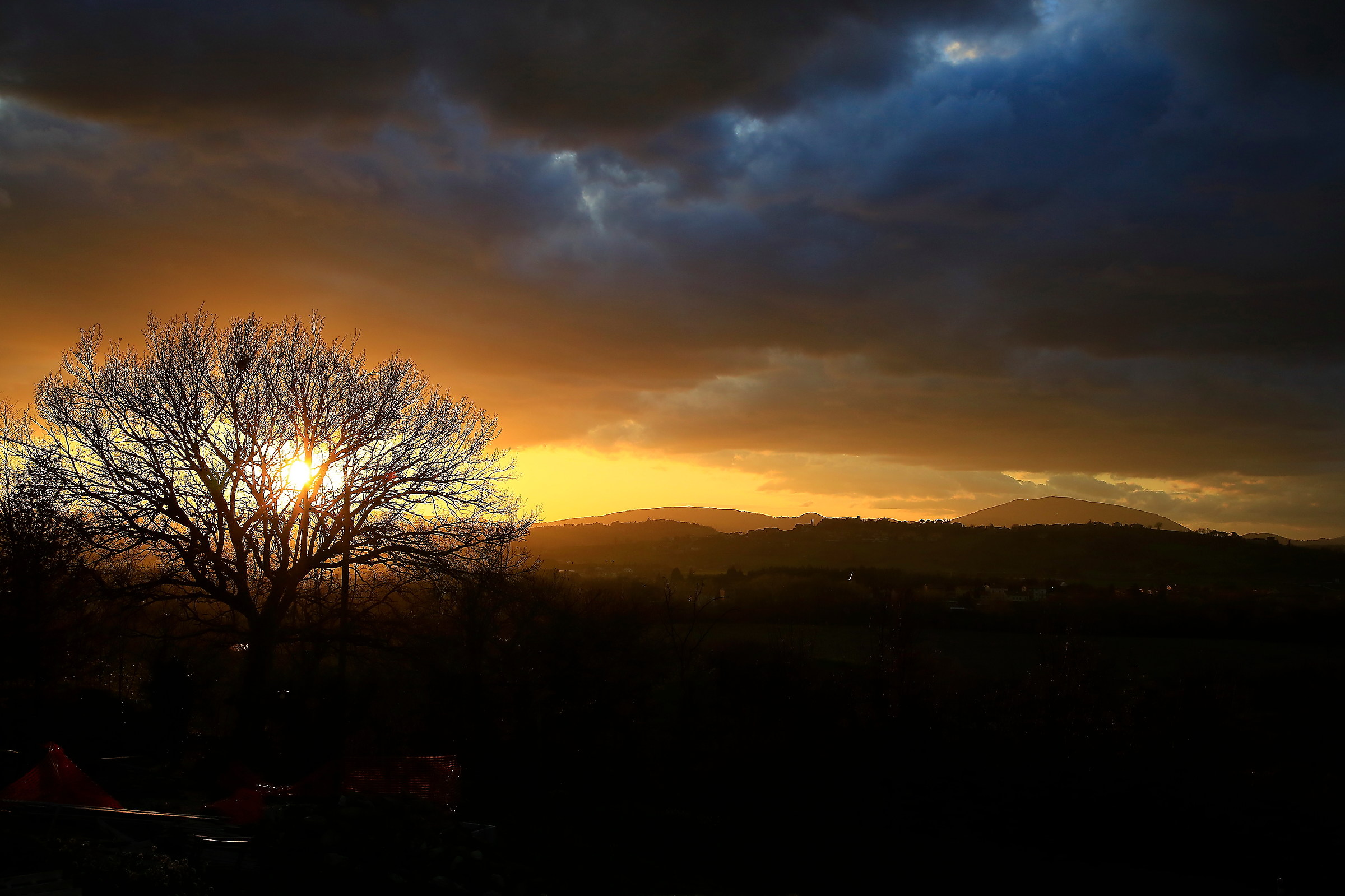 Sunset over the Umbrian hills...