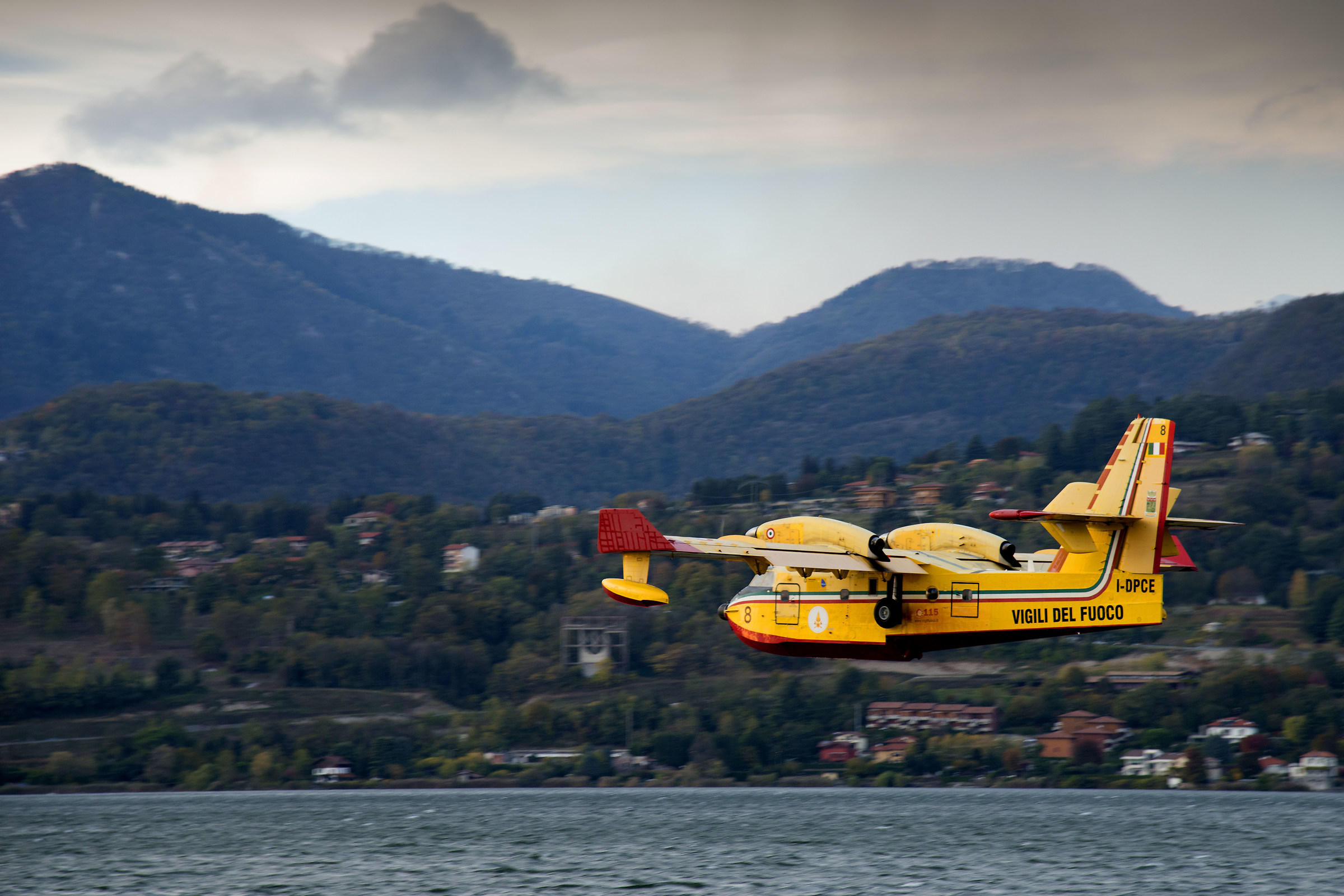 Canadair 29 October 2017...