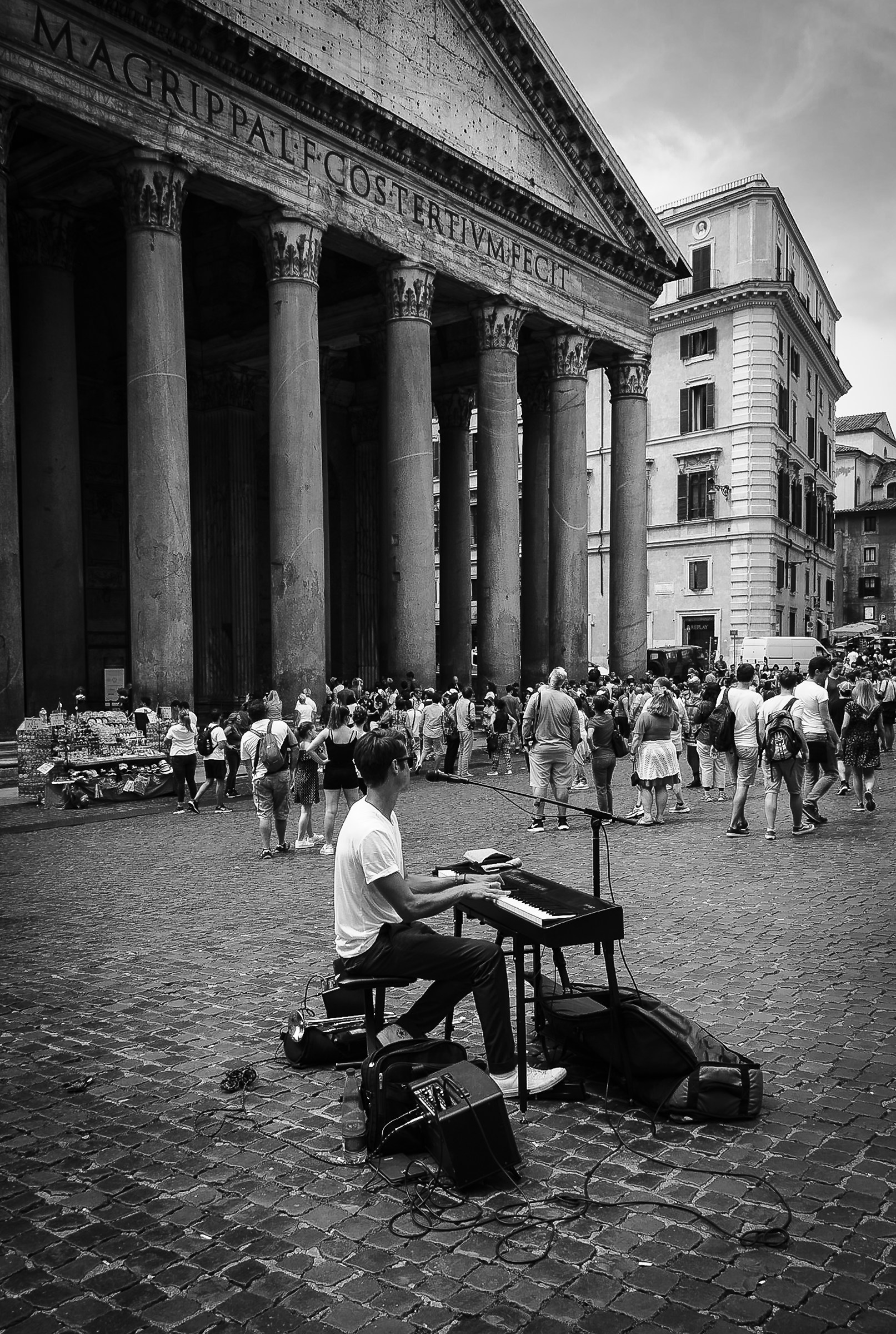 Street artist at the Pantheon......