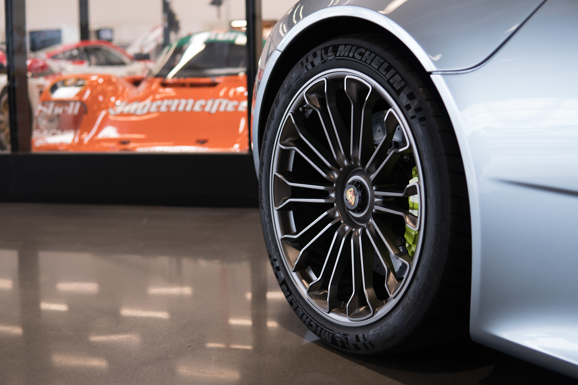 Porsche Experience Center Los Angeles 03...