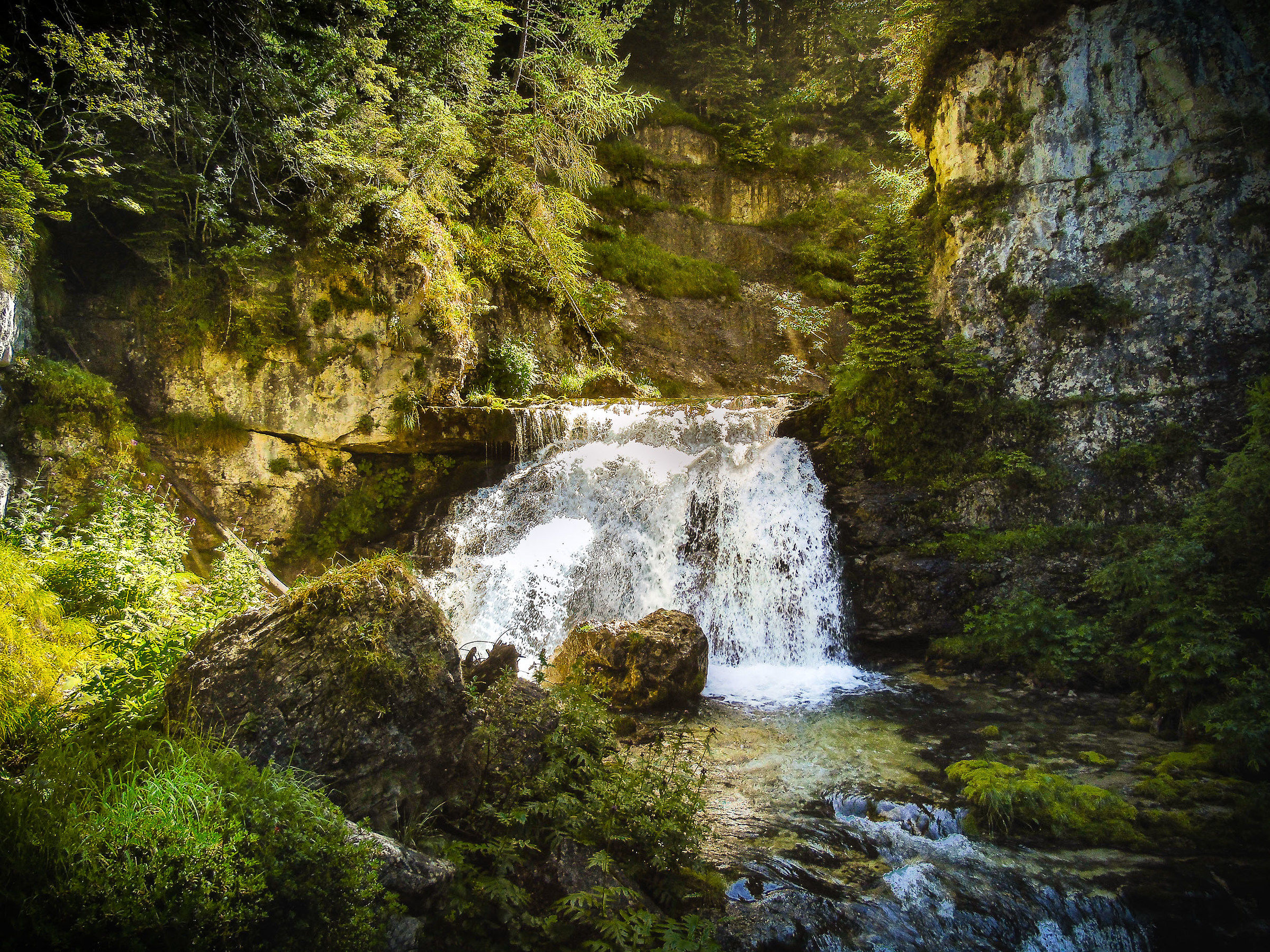 Waterfalls of Vallesinella (Basse)...