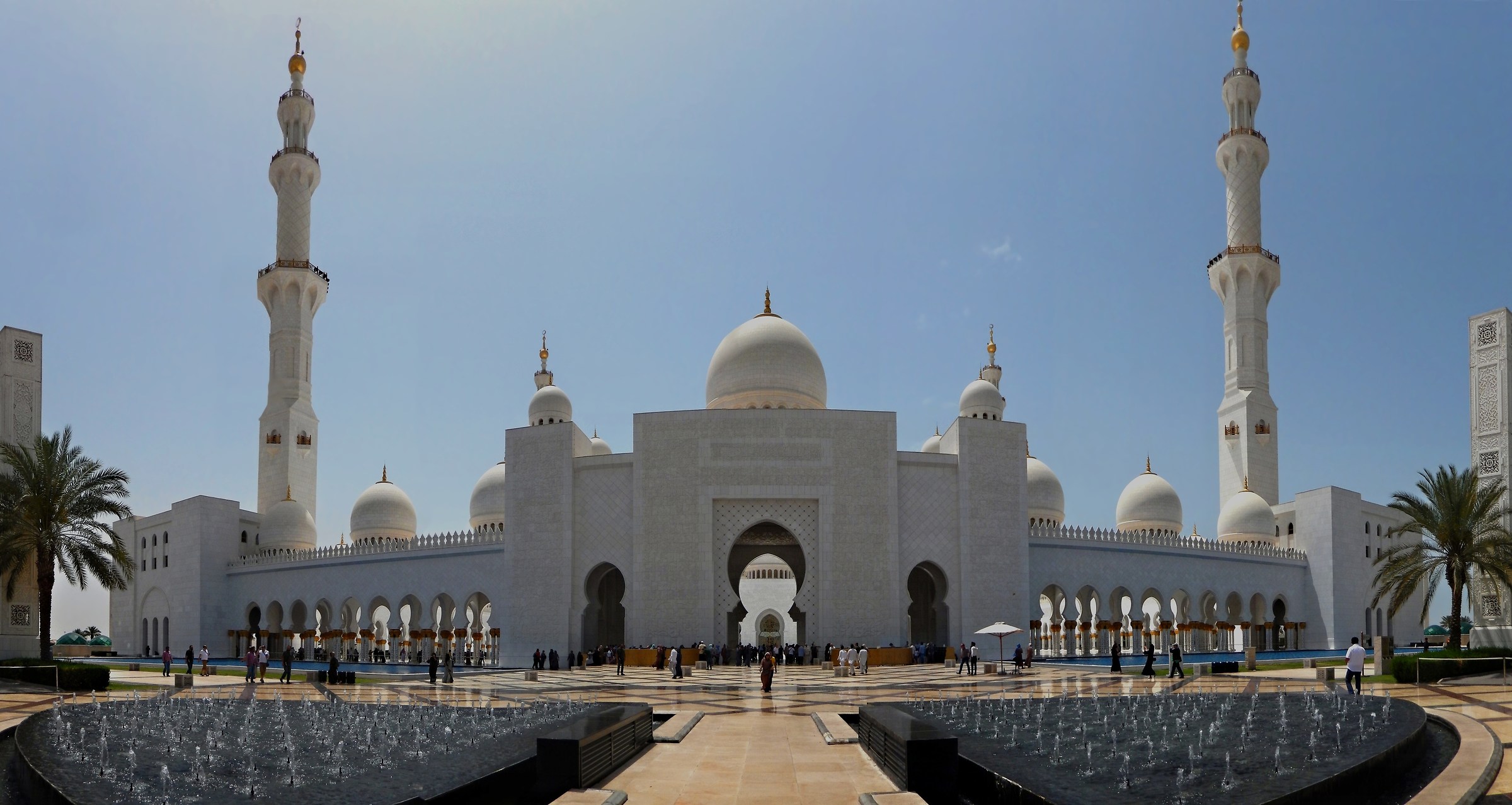 Sheikh Zayed Grand Mosque ...