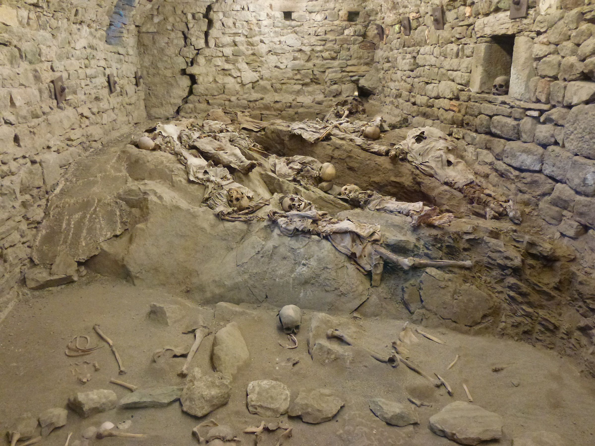 Le mummie di Roccapelago (mo)...