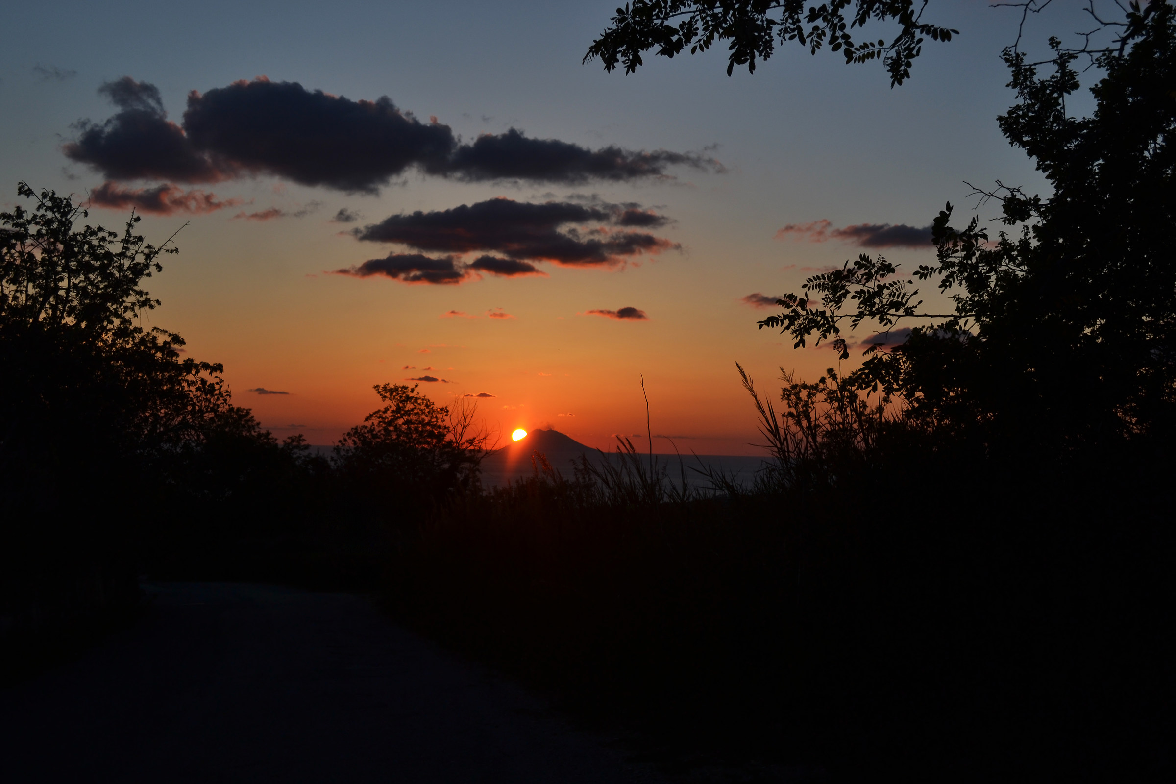 Tramonto e Stromboli...