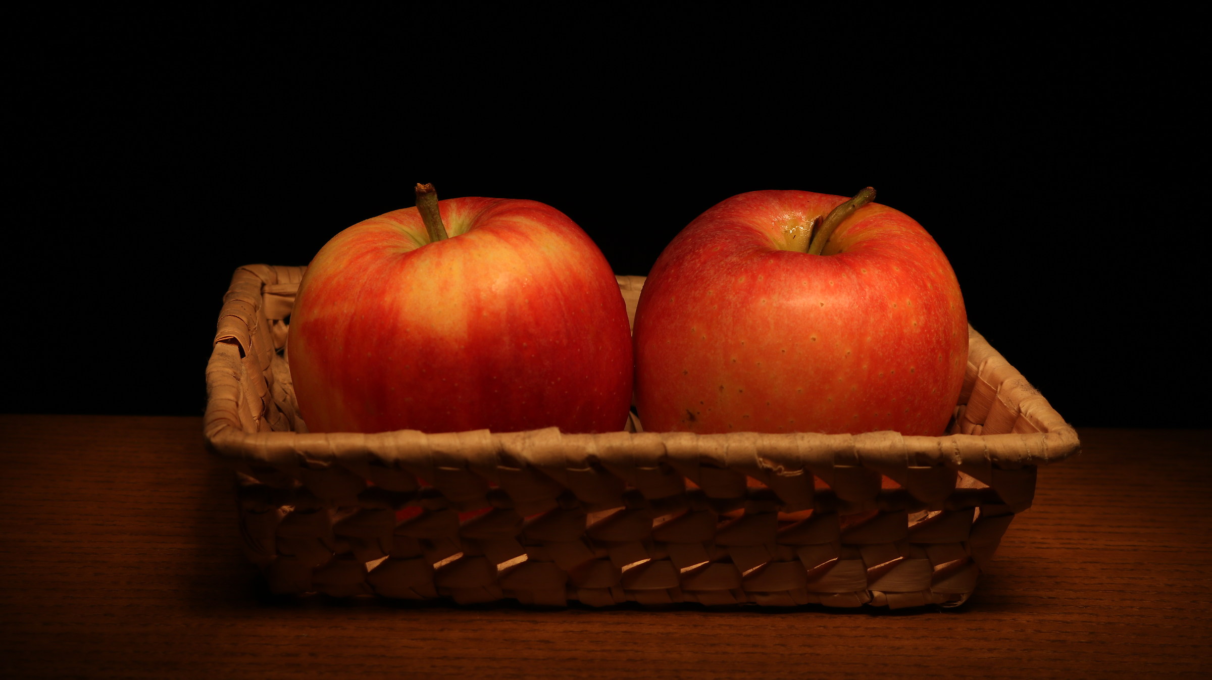 Pair of apples...