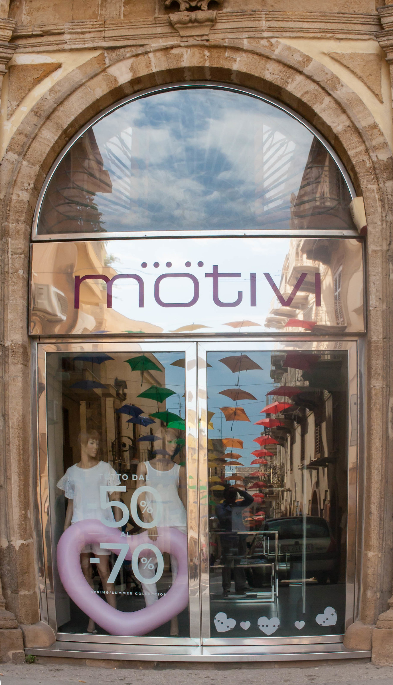 Sciacca. Ombre?i Reflections on Showcase....