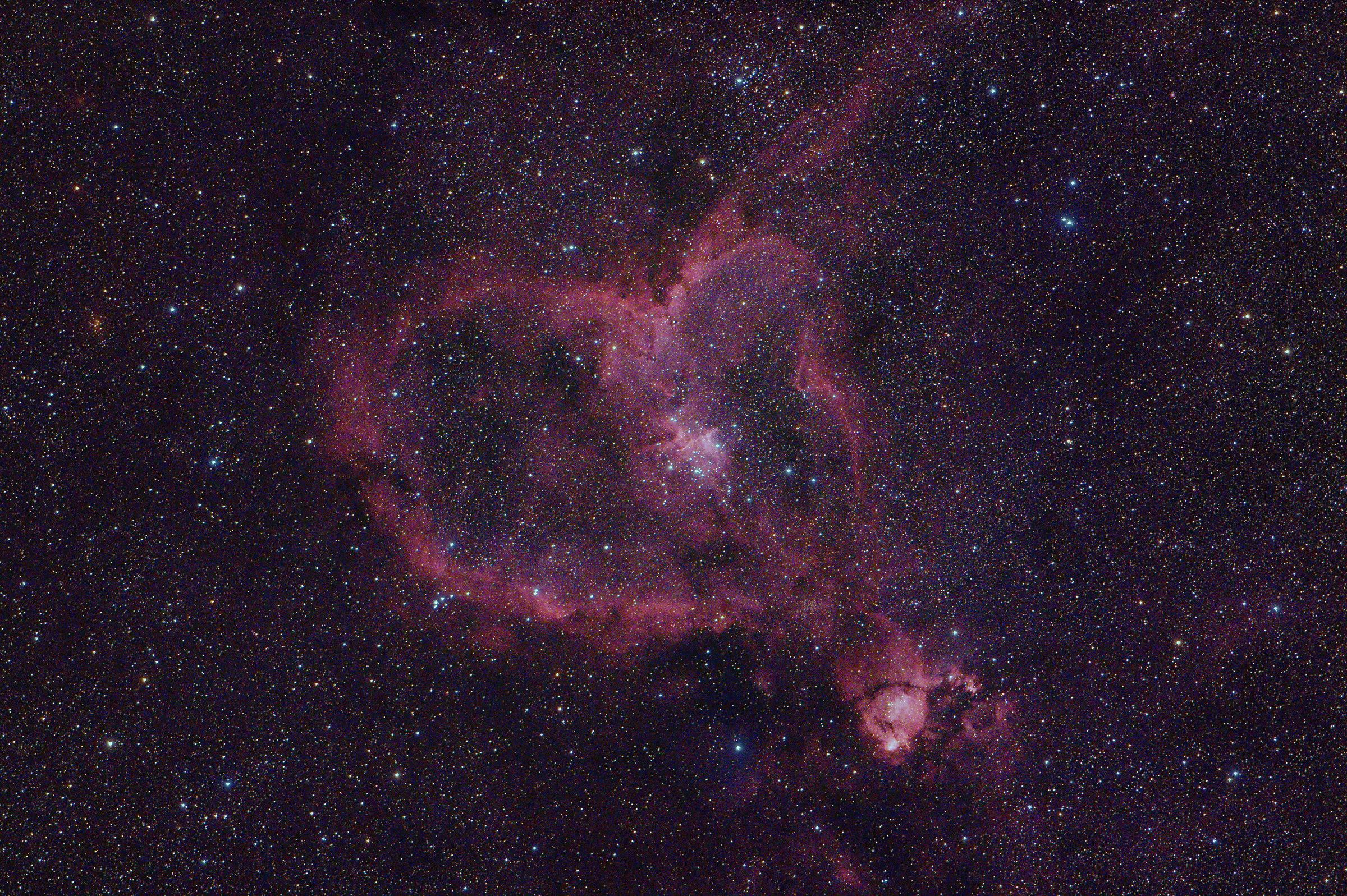 ic1805 - La Nebulosa Cuore in RGB + Halfa...