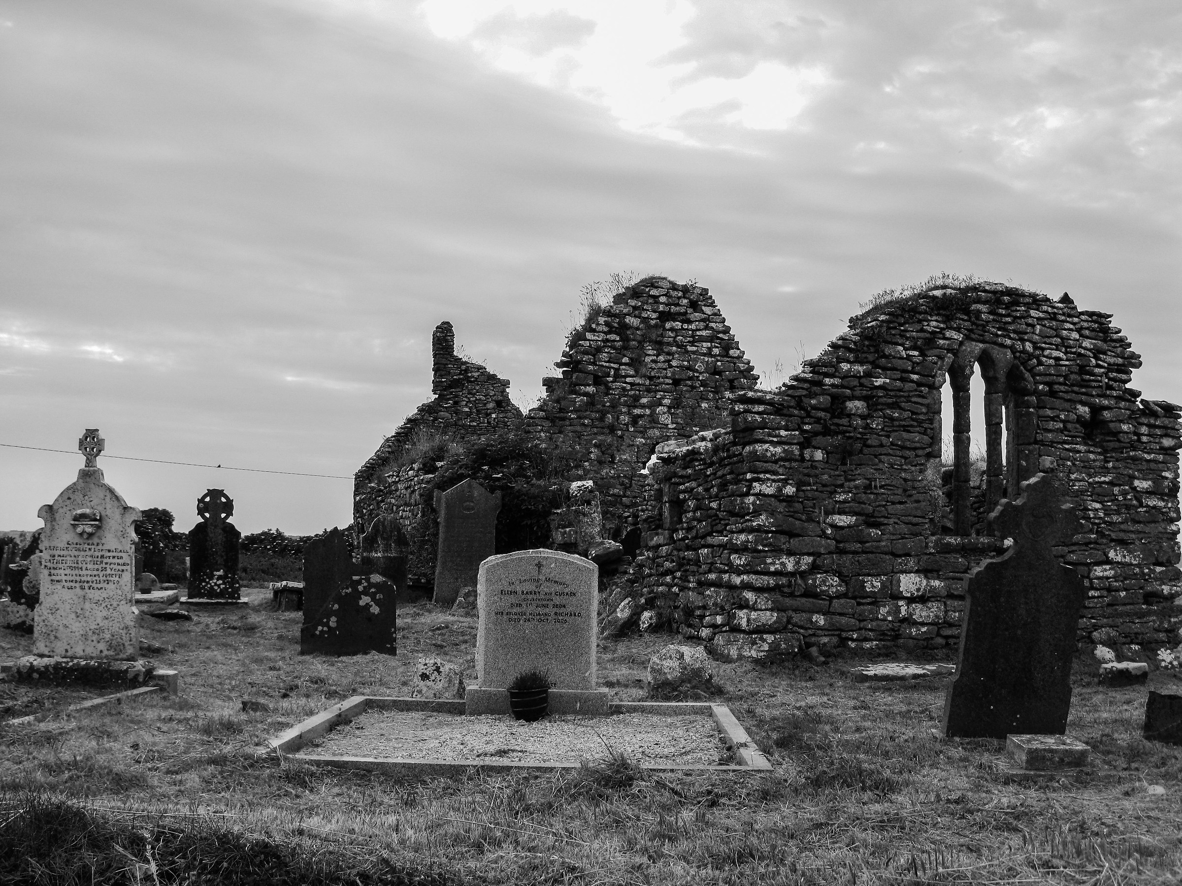 An Old cemetary in Eire...