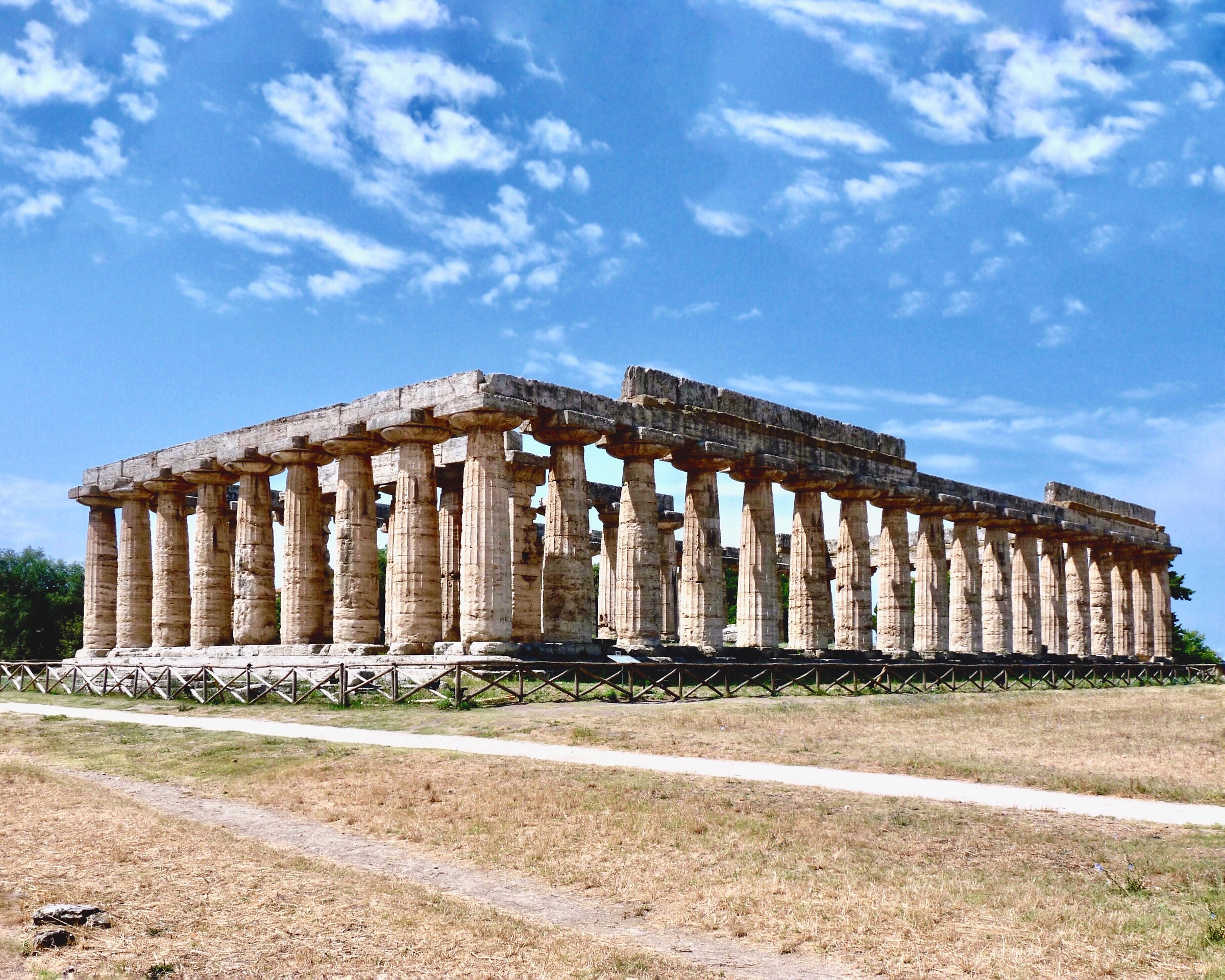 Paestum. Basilica o tempio di Hera....
