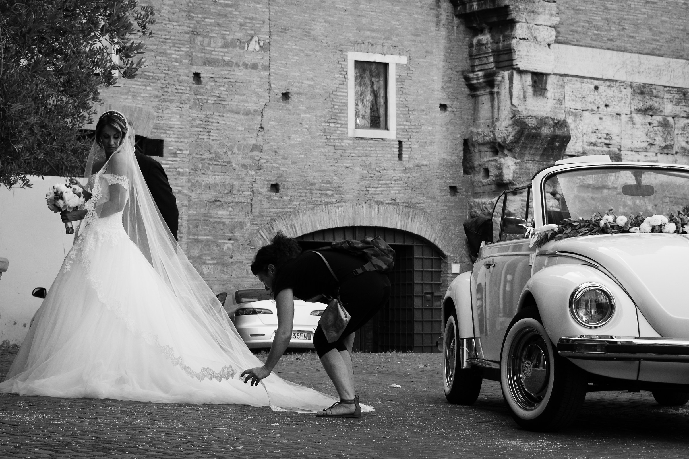 la mosca sul vestito...