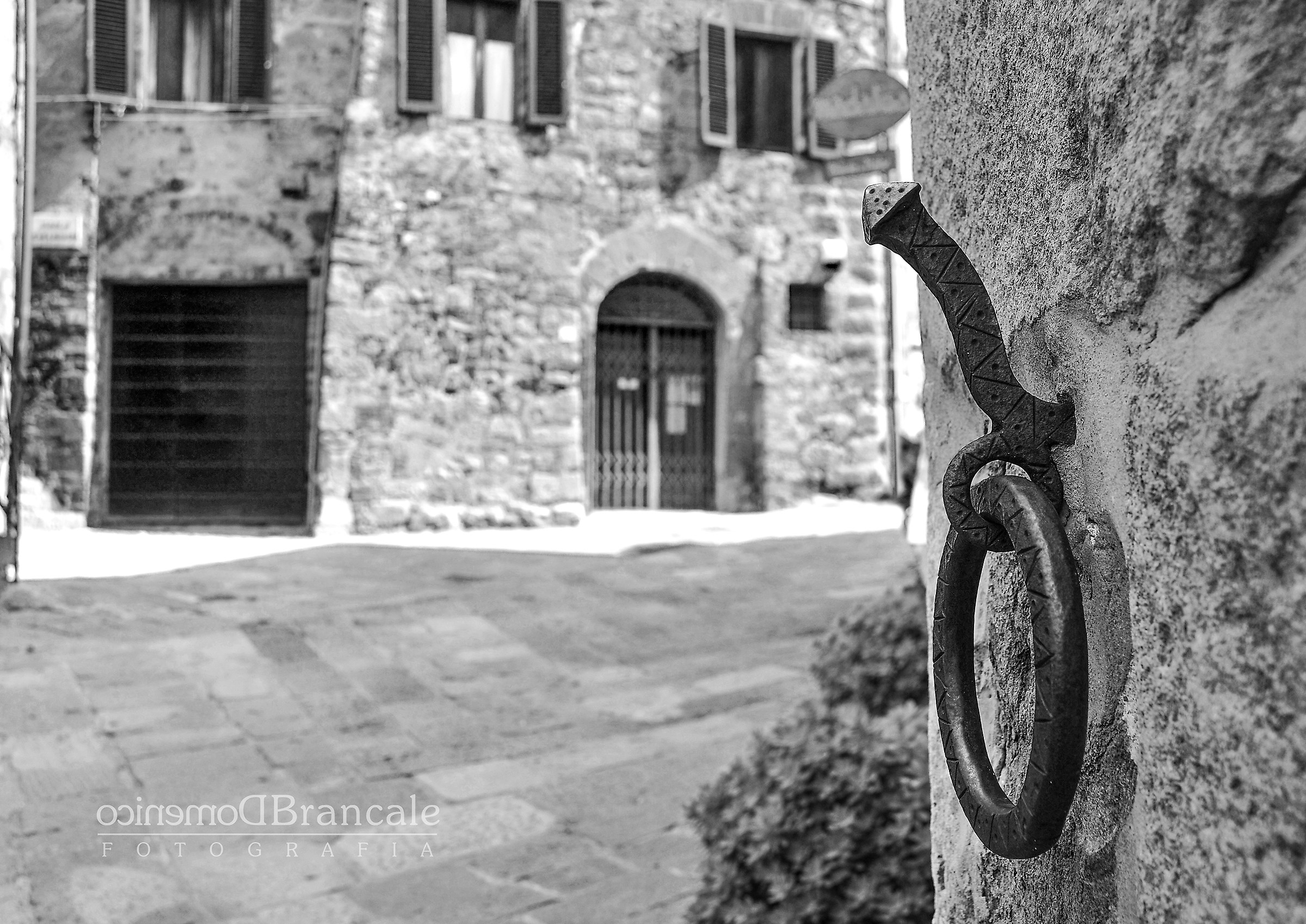 fabbro burlone...ahahah...anche il pirsing...