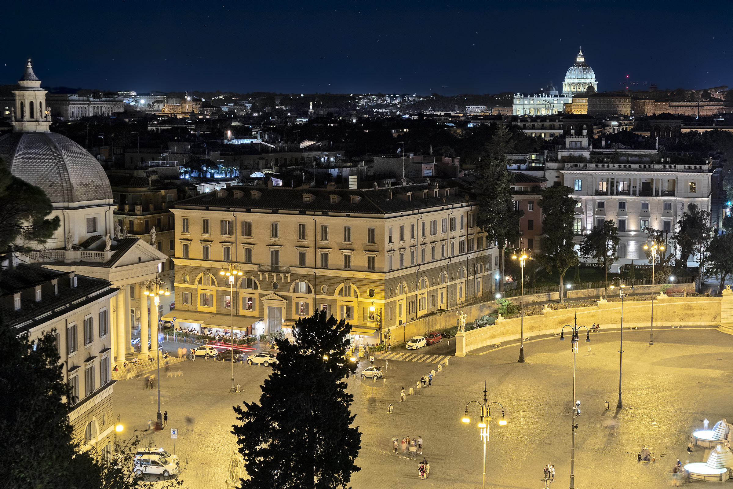 Rome at night. View from the Pincio...