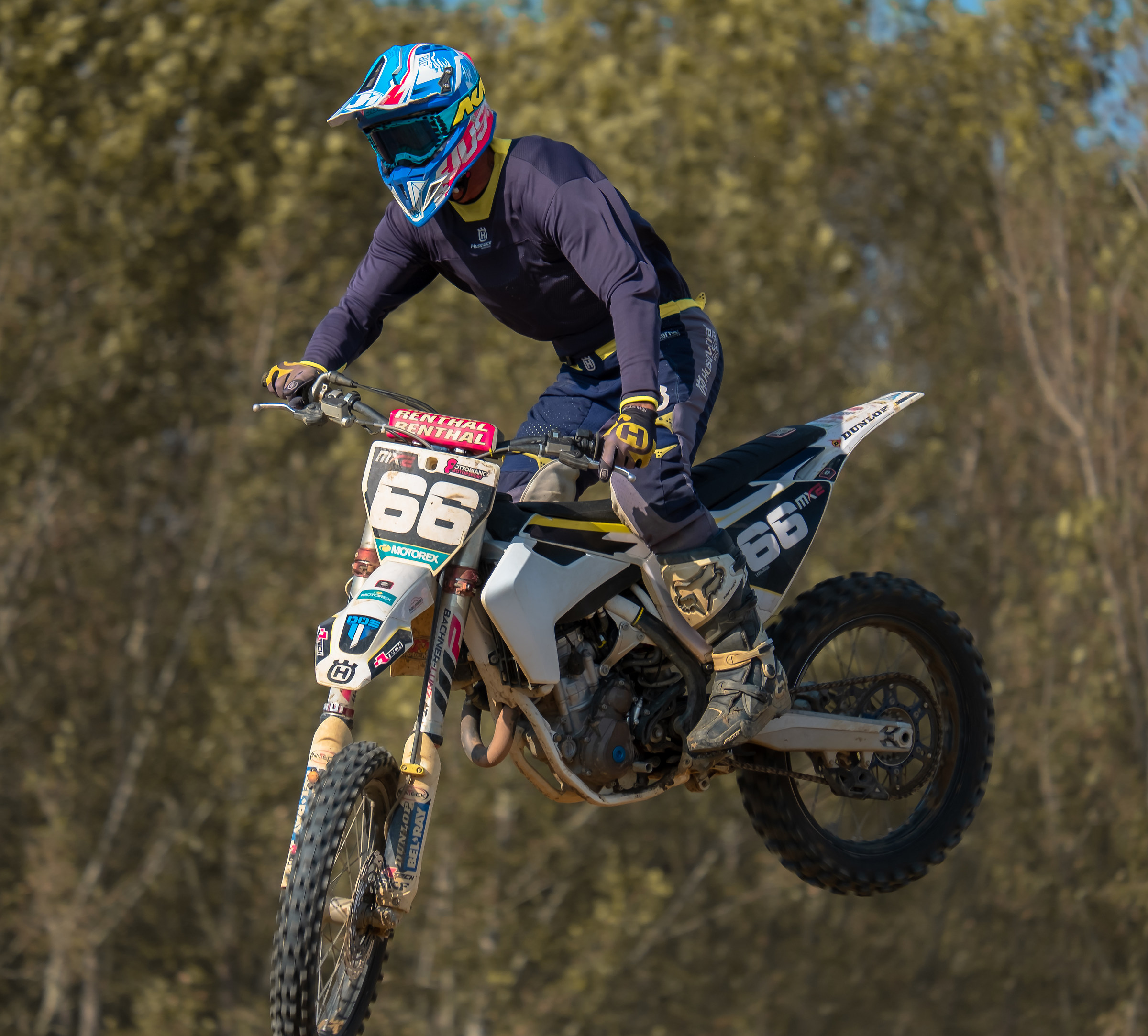 Ottobiano Cross...