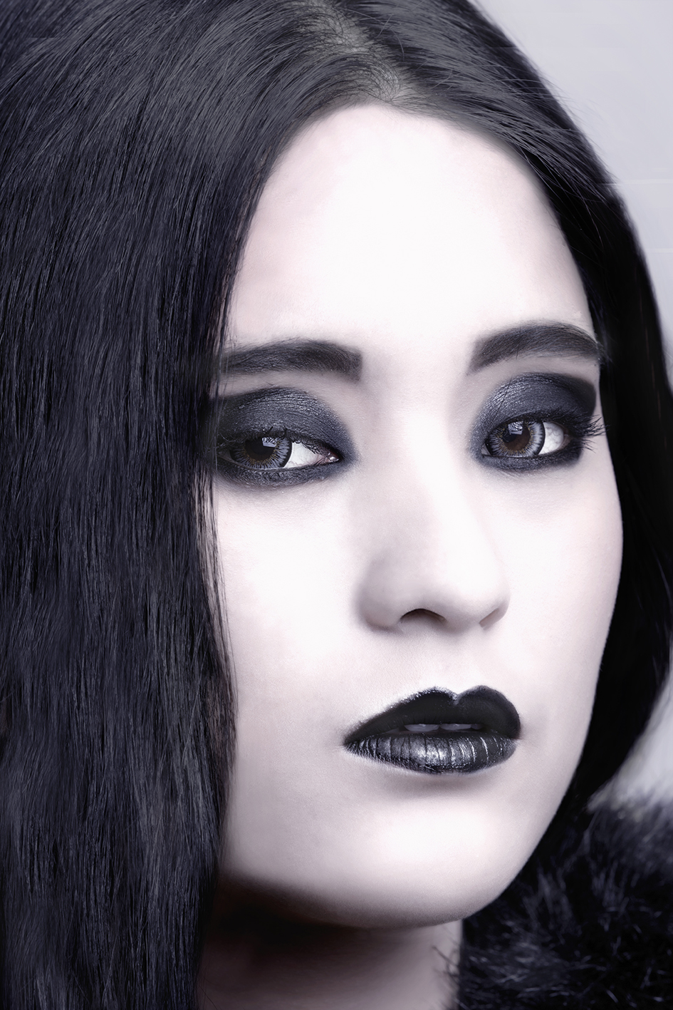 Minimal dark...