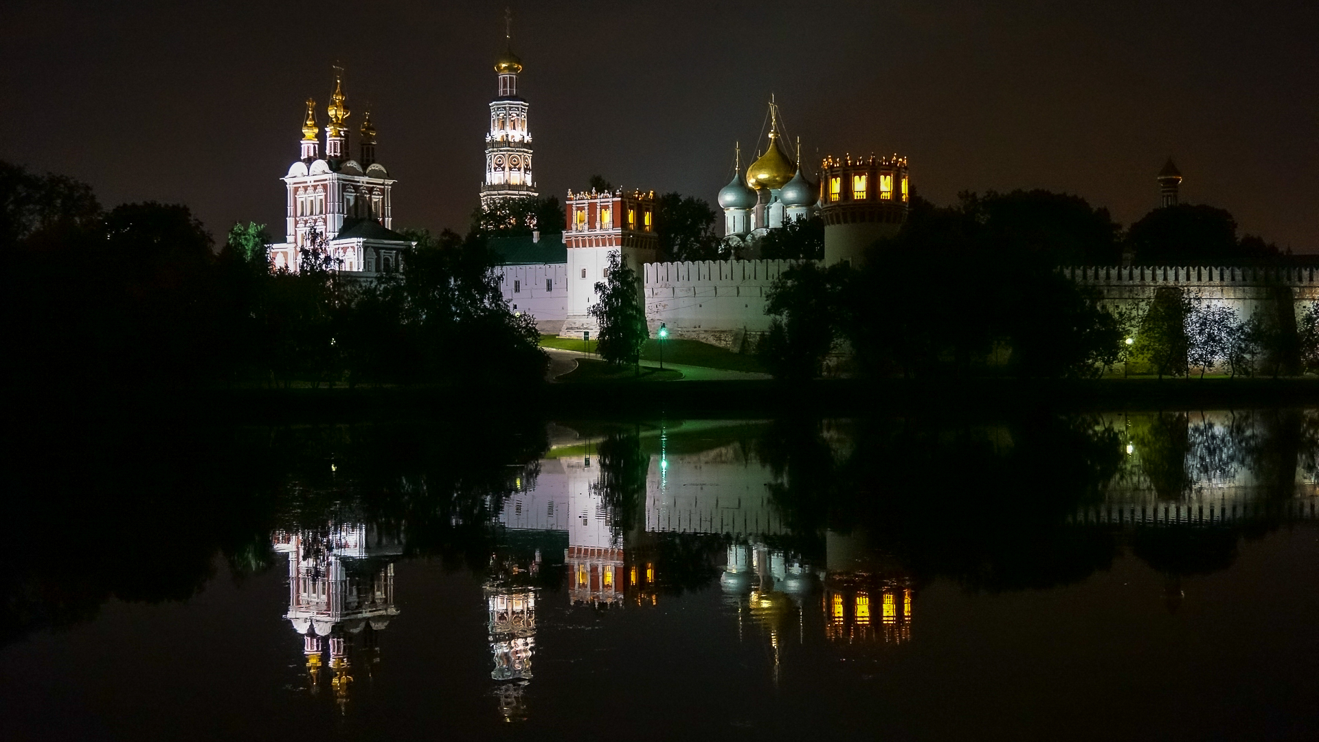 Monastery Novodevidi Night - Moscow...
