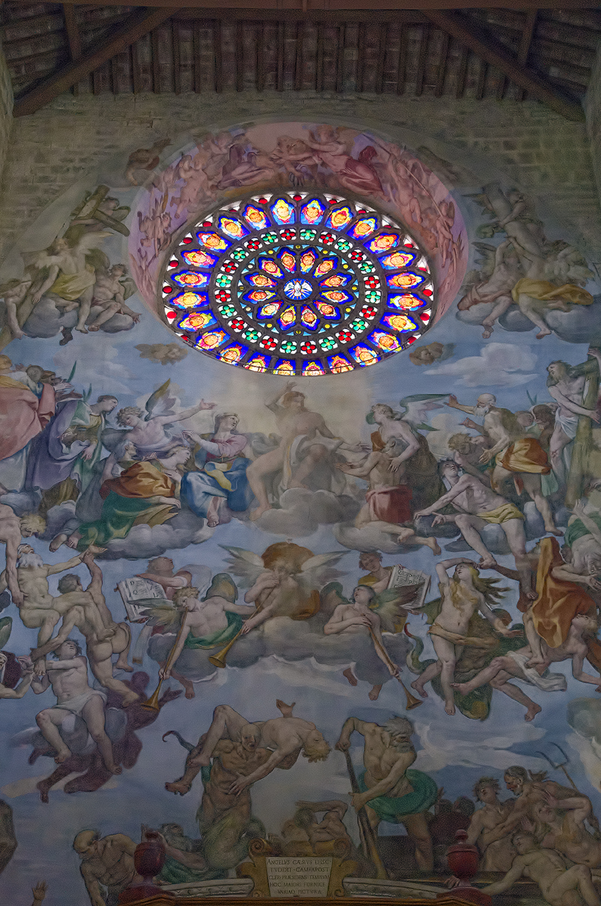 Todi - Rose window of the Duomo...