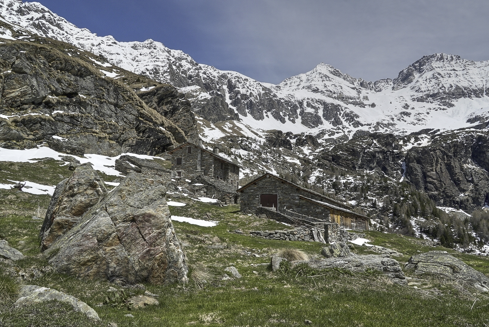 Ritorna l'inverno all'Alpe Fora...