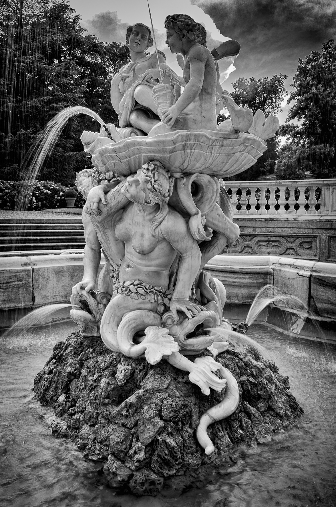 Villa Litta Lainate, particolare della fontana...