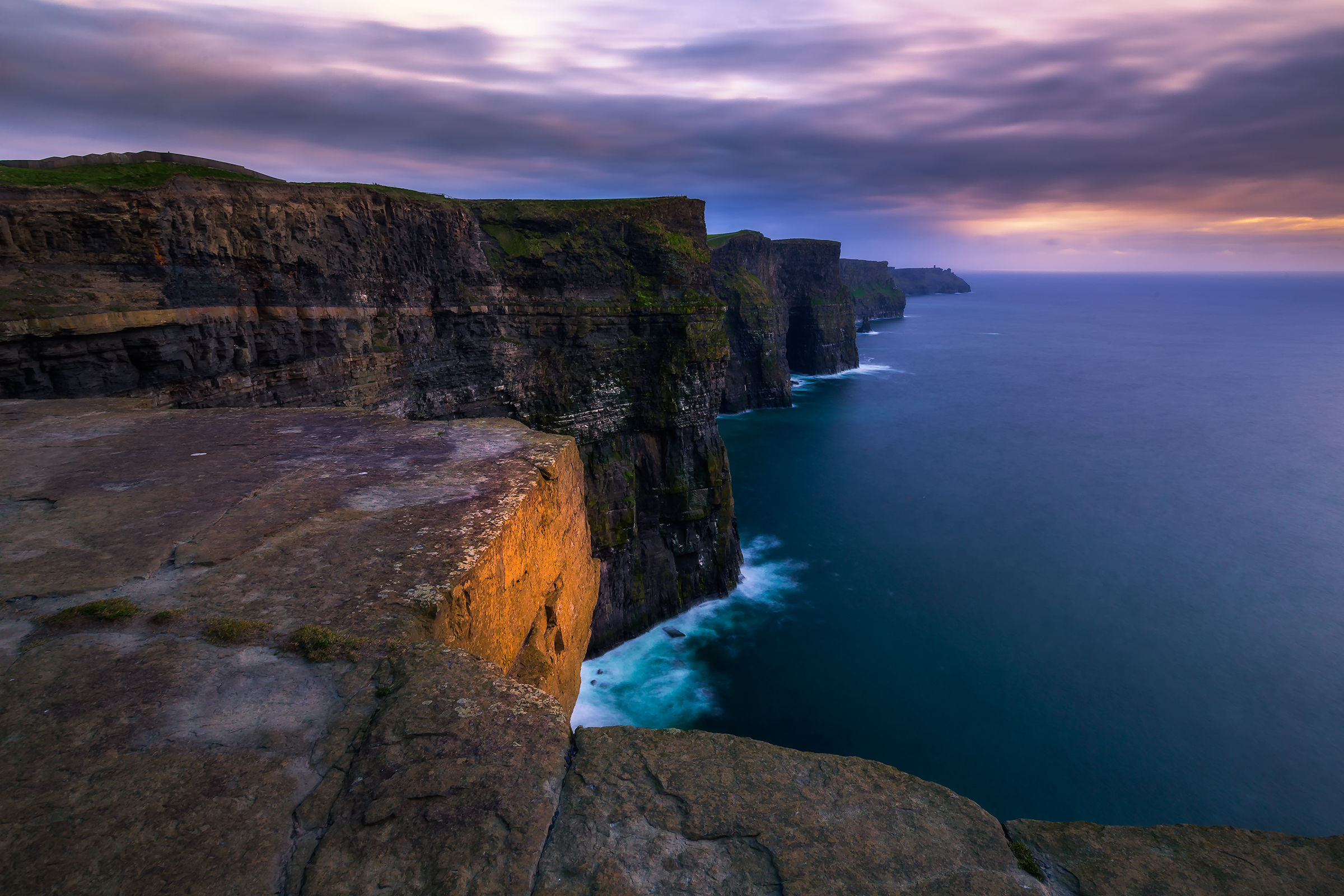 Magic Ireland: Cliffs of Moher...