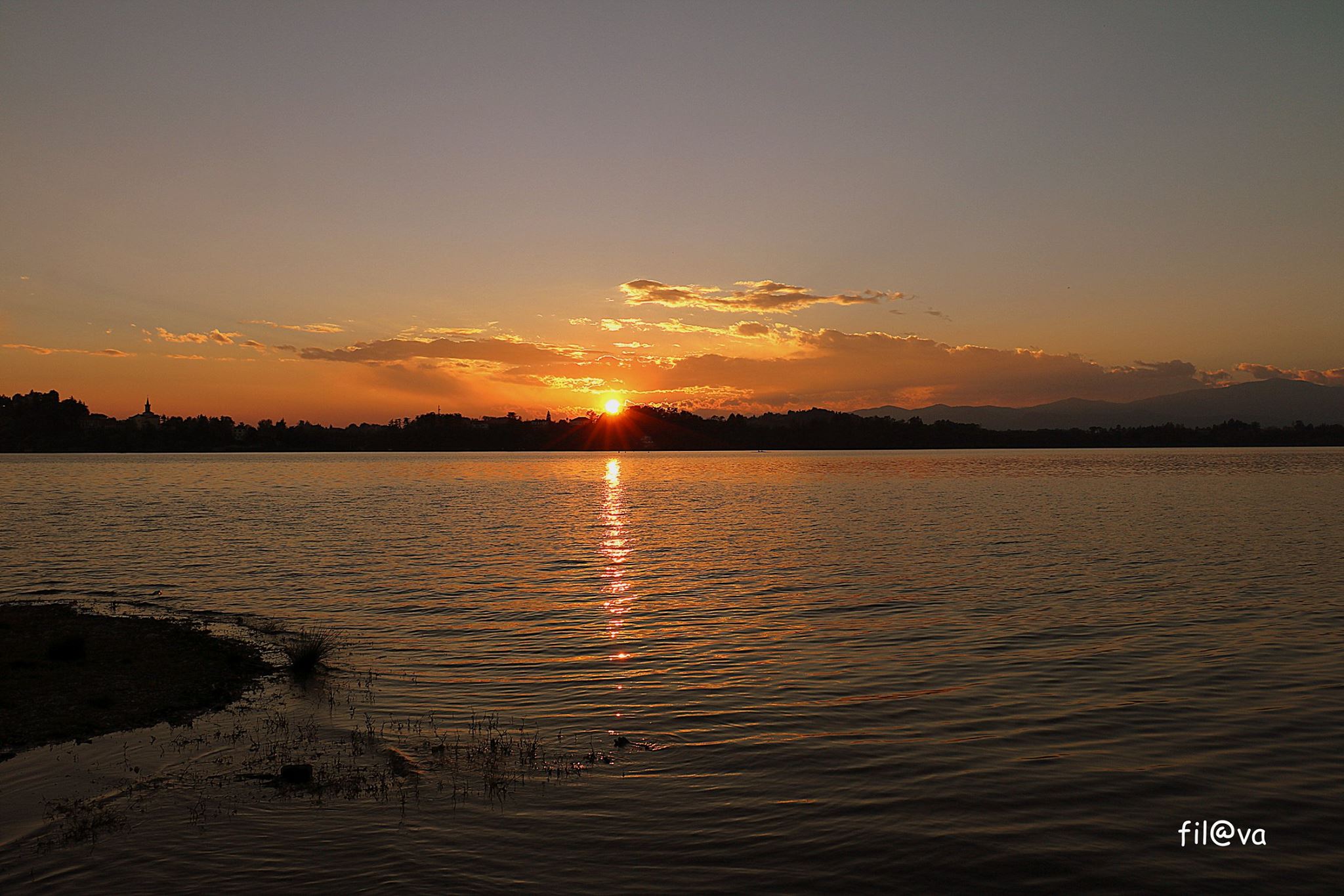tramonto sul lago di varese - voltorre -...