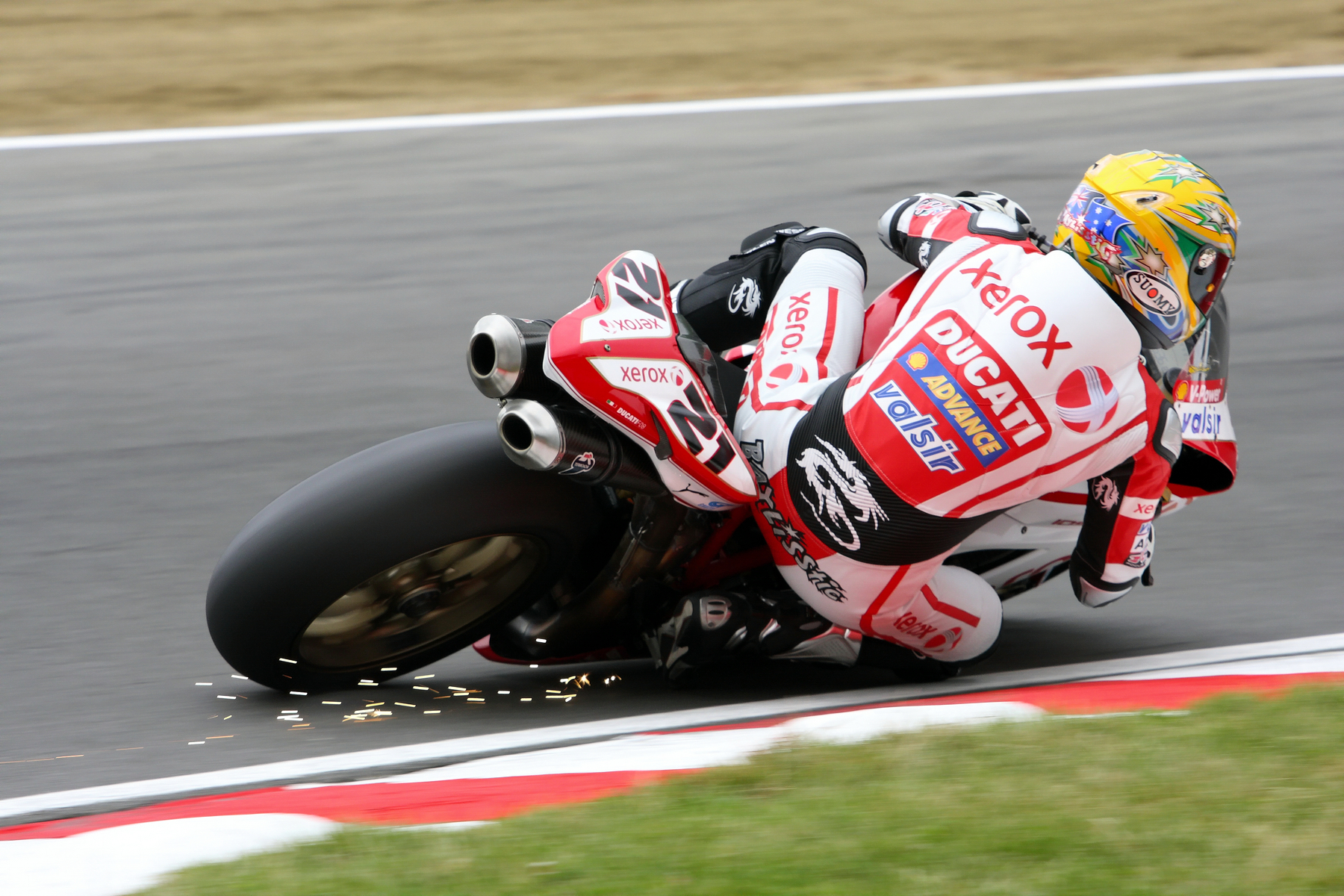 #21 Troy Bayliss - Ducati 1098 F08 - Brands Hatch...