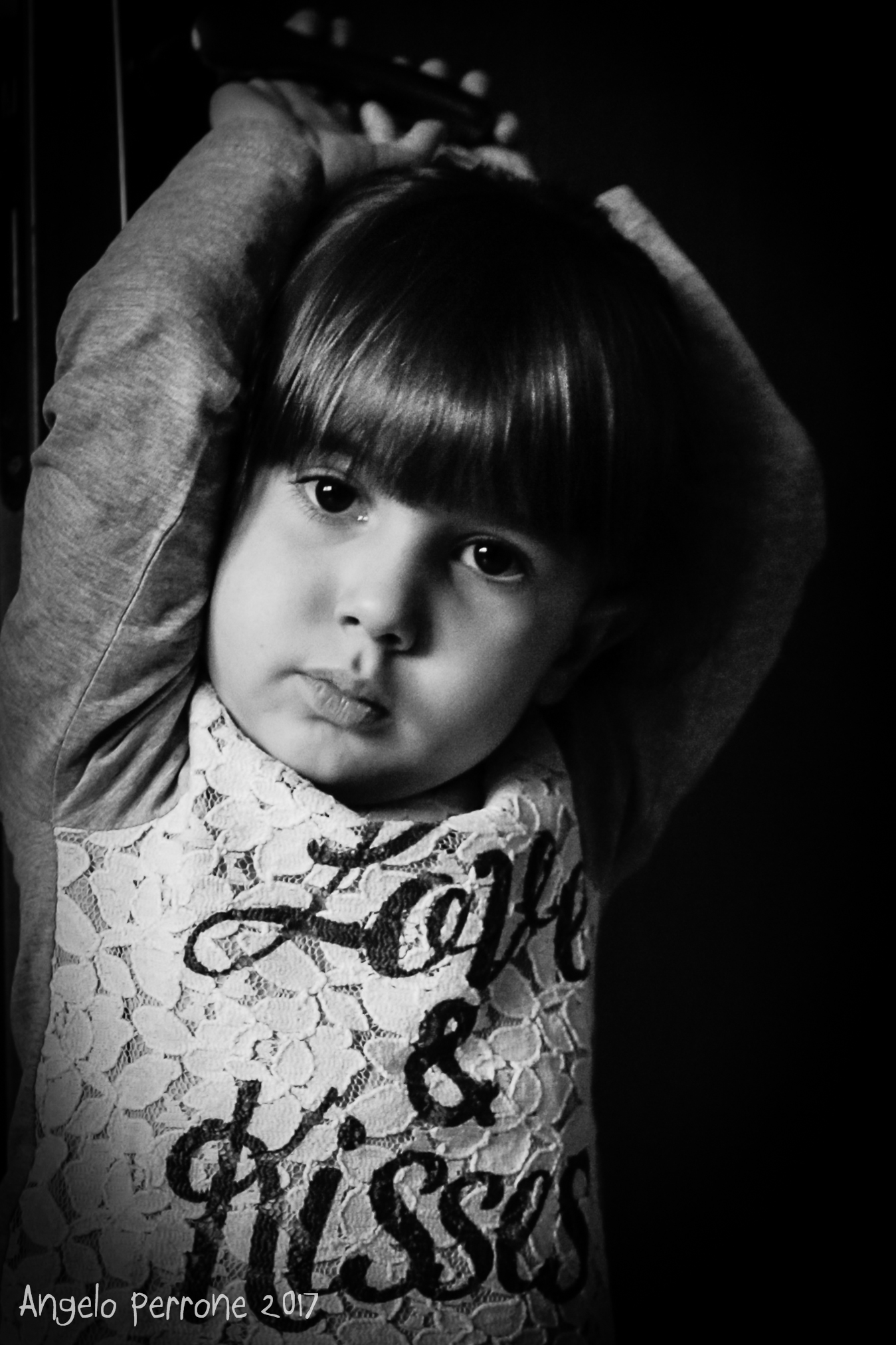 Modellina b&w...