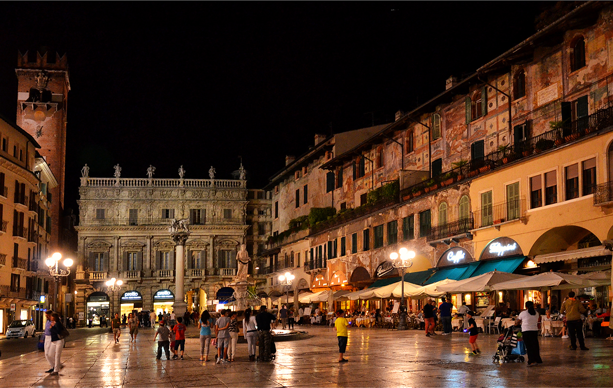 Verona - Piazza Erbe...