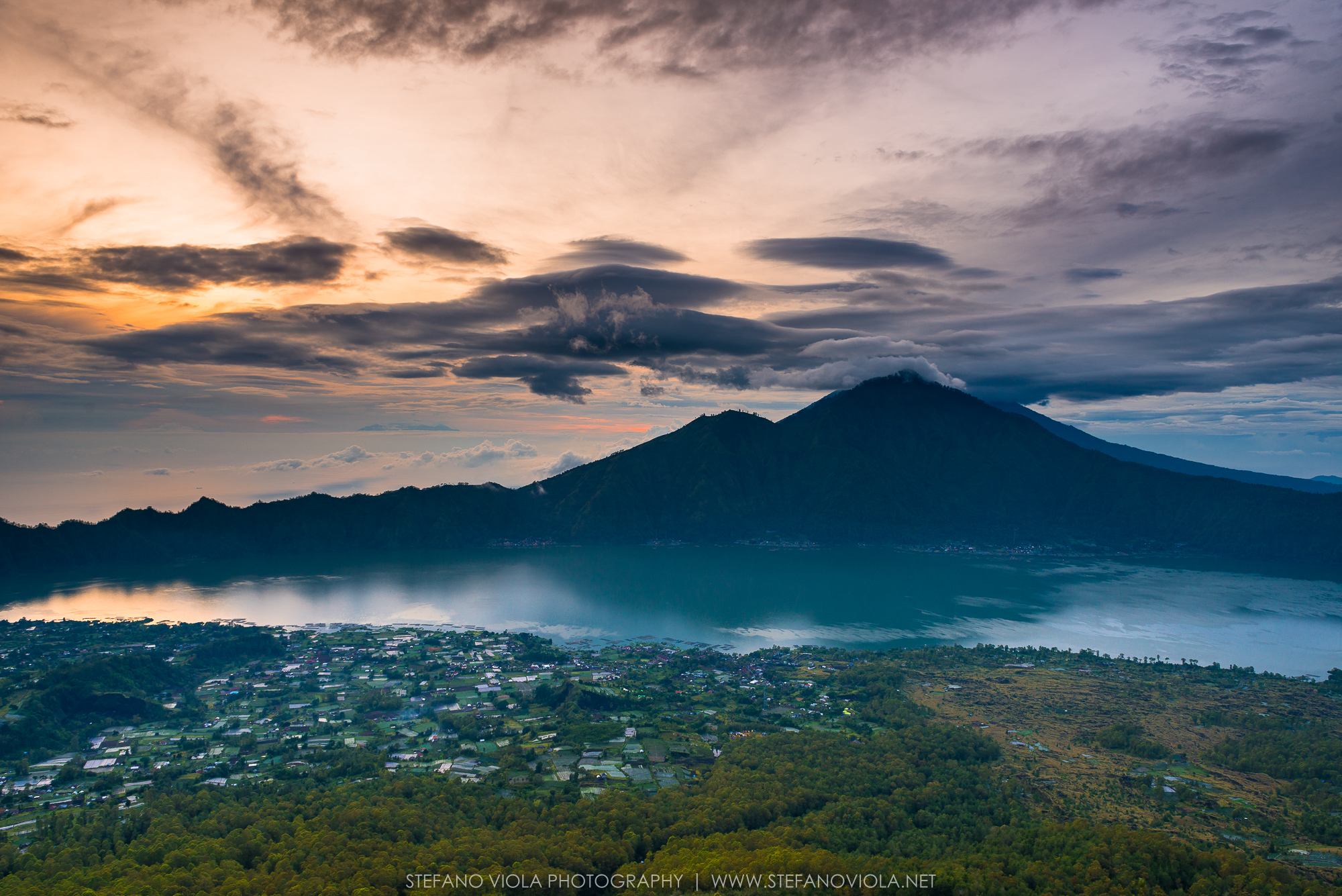 L'alba dal Monte Batur - Bali...