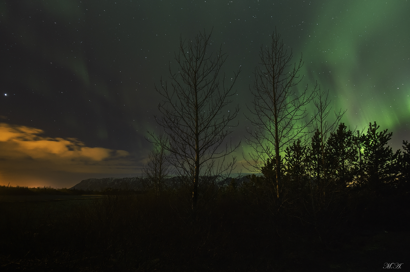 Aurora Borealis near Selfoss, Iceland (5 kp)...
