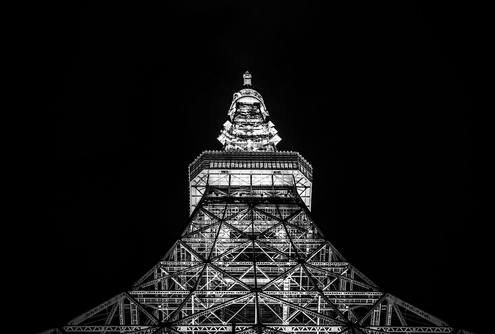 Tokyo Tower in monochrome...