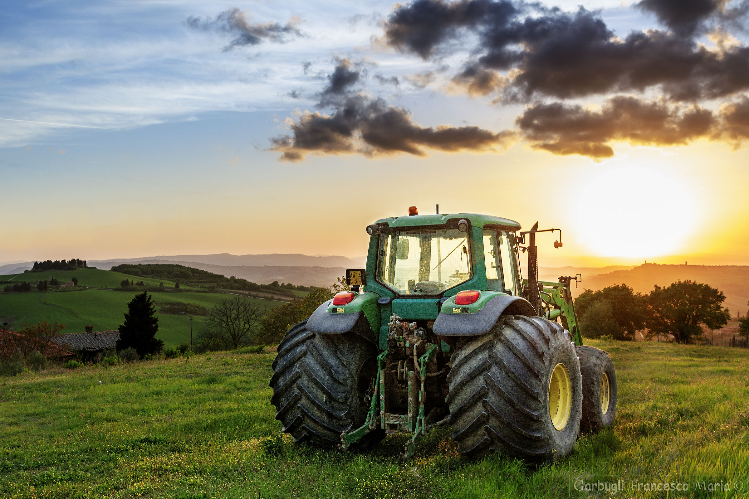 The tractor of the Val d'Orcia...