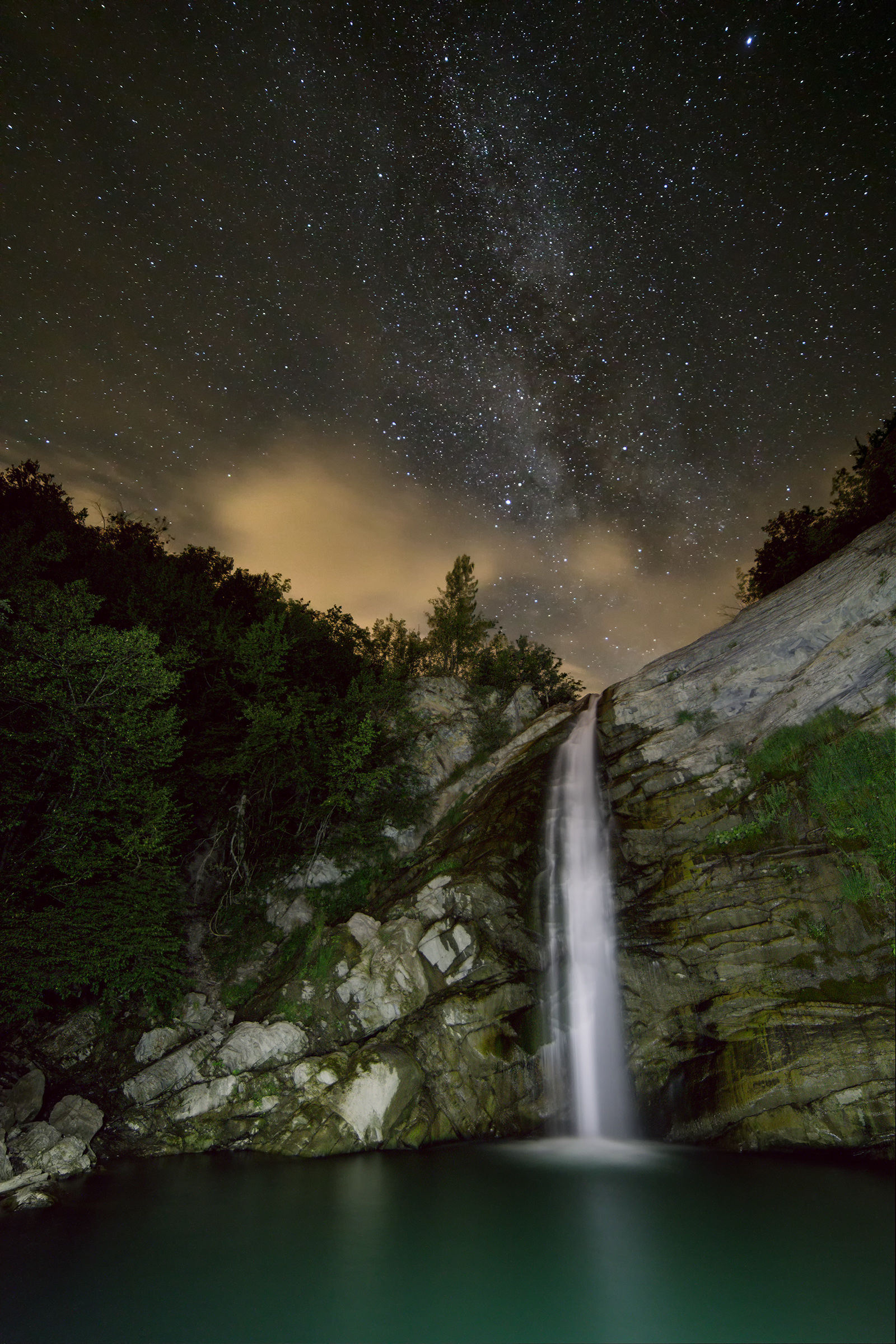 Milky way on the waterfall...