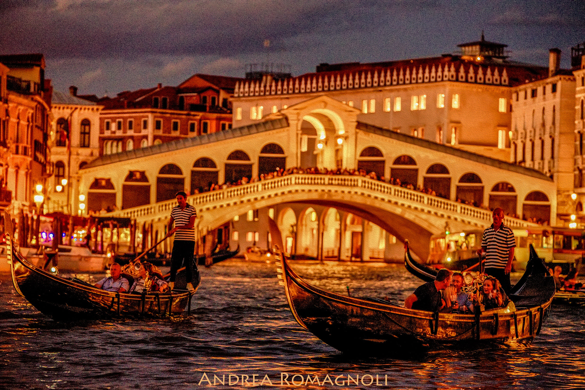 Gondoliers in Rialto...