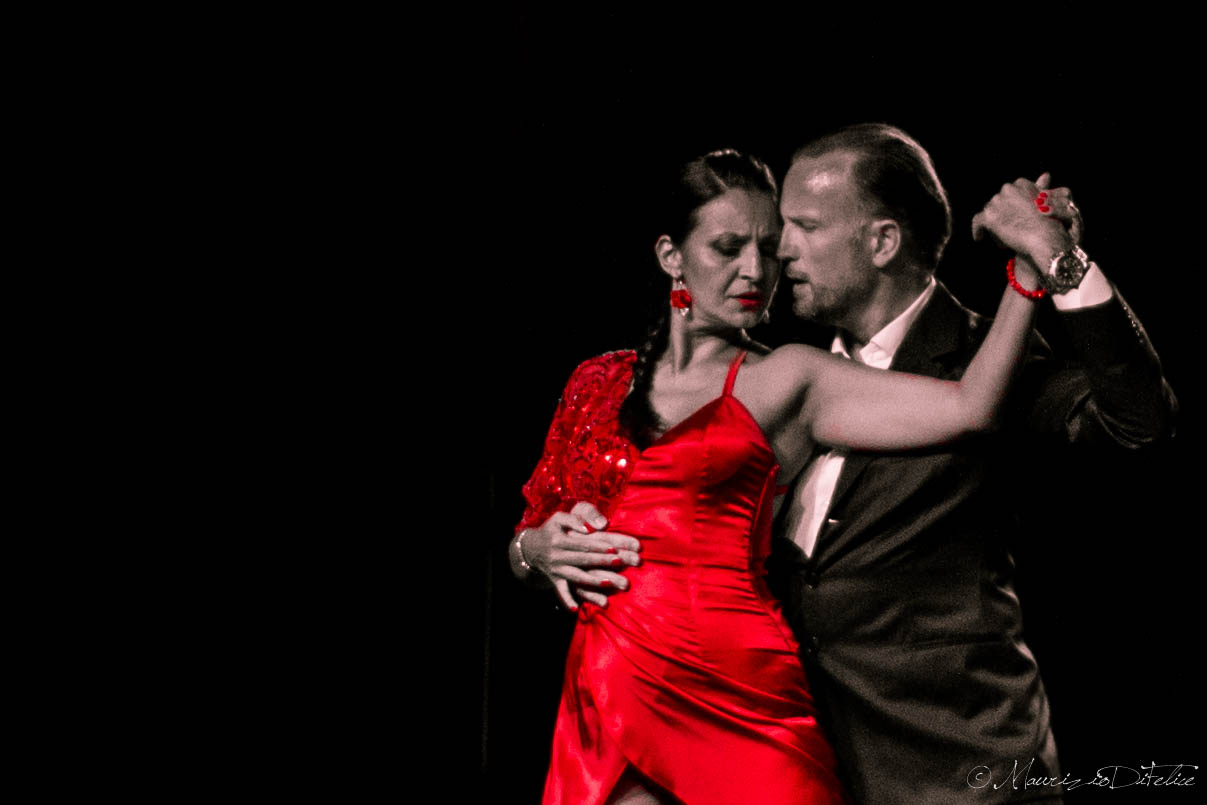 Tango Red Passion...