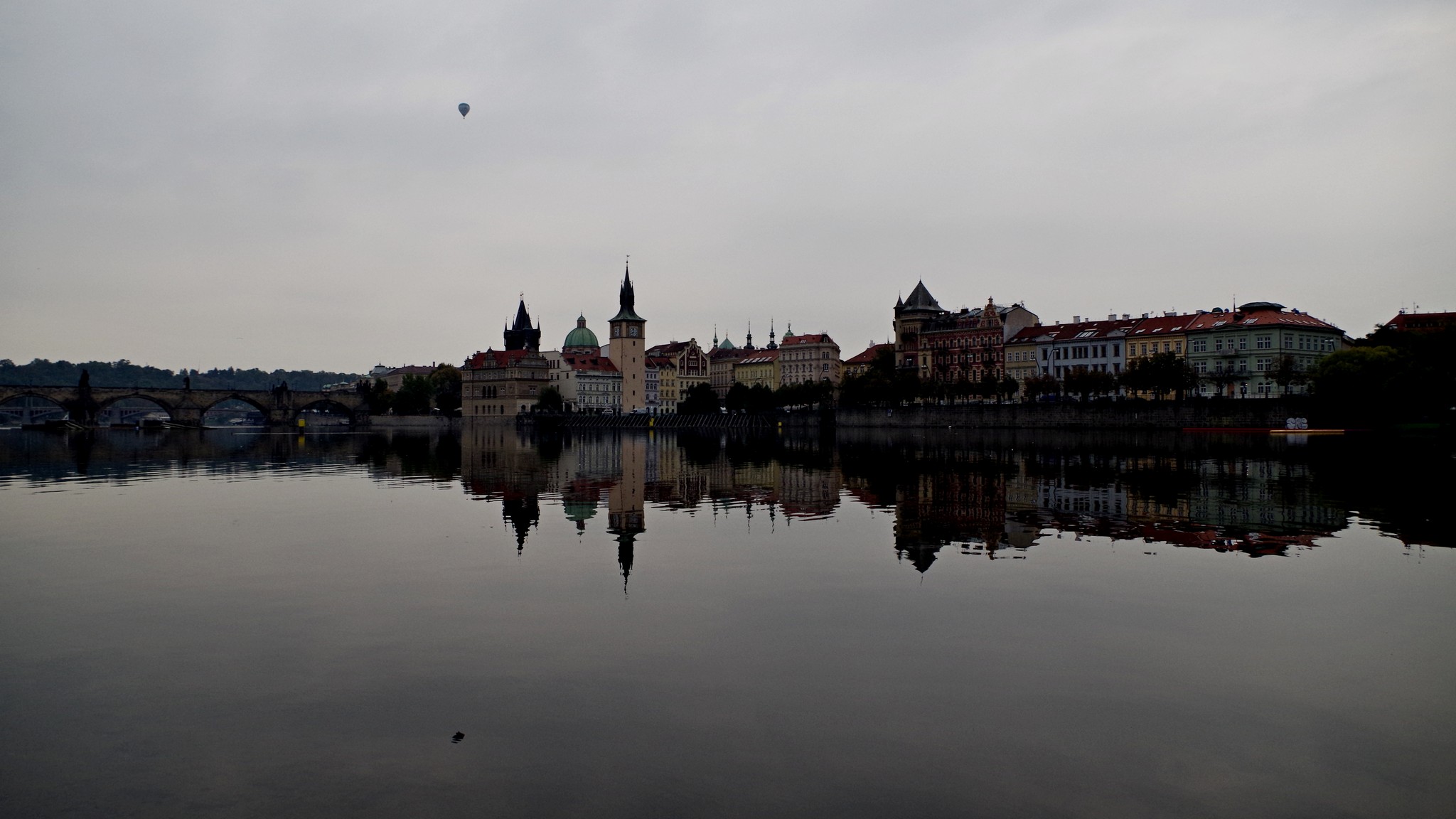 gray sunrise in Prague...
