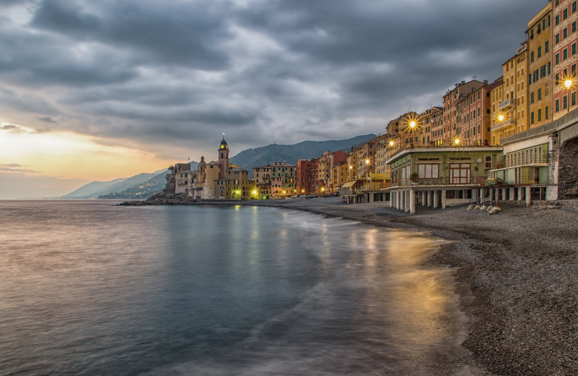 Coming in the evening on "Camogli"...