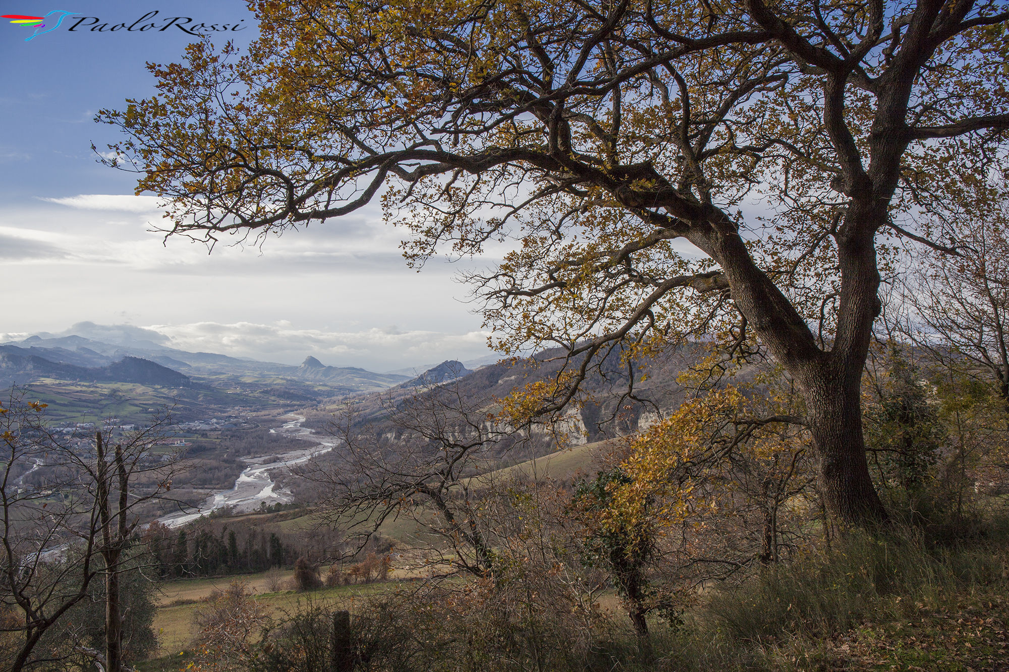 Vista panoramica della Valmarecchia...Buon anno a tutti...