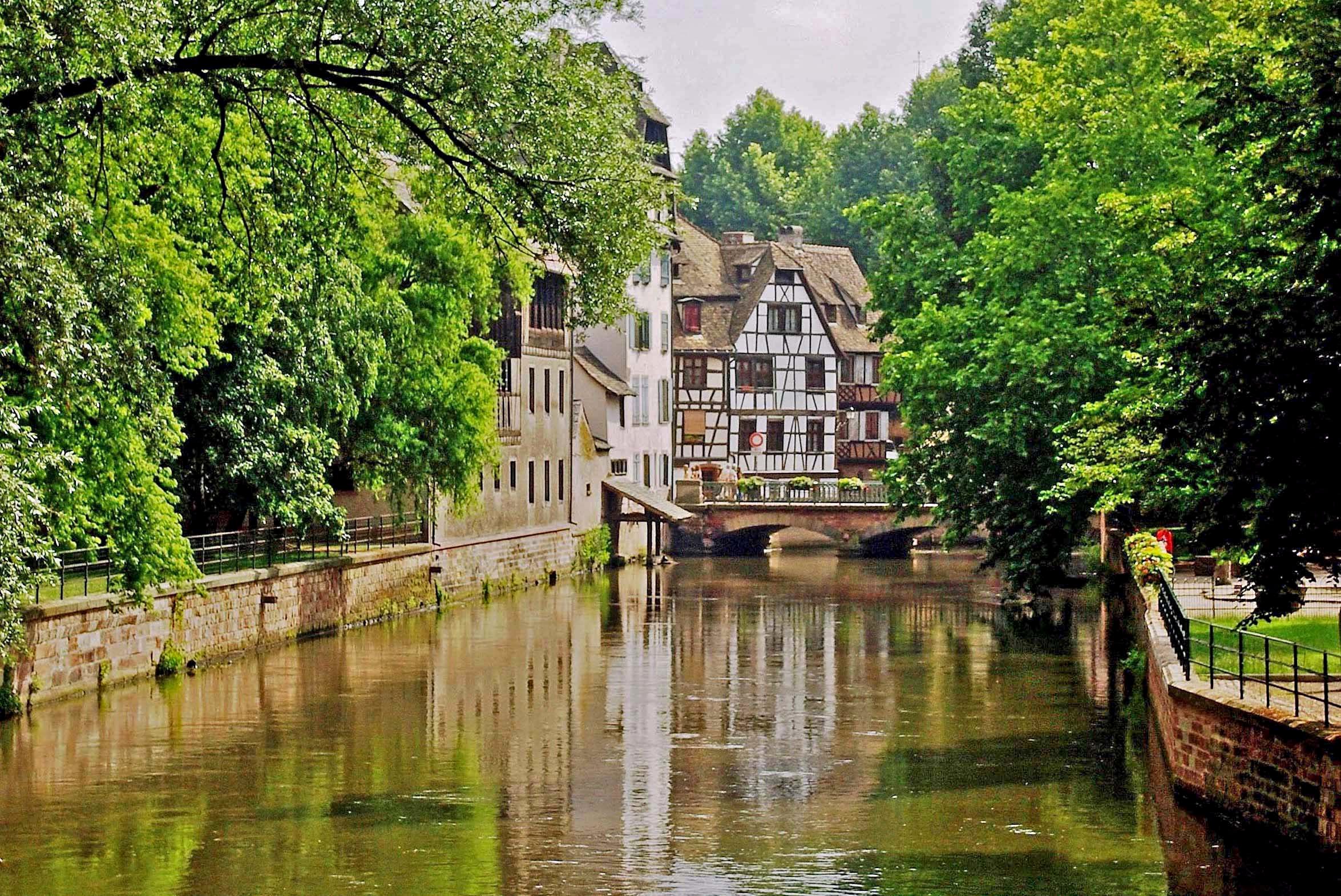 Strasbourg: the canals...