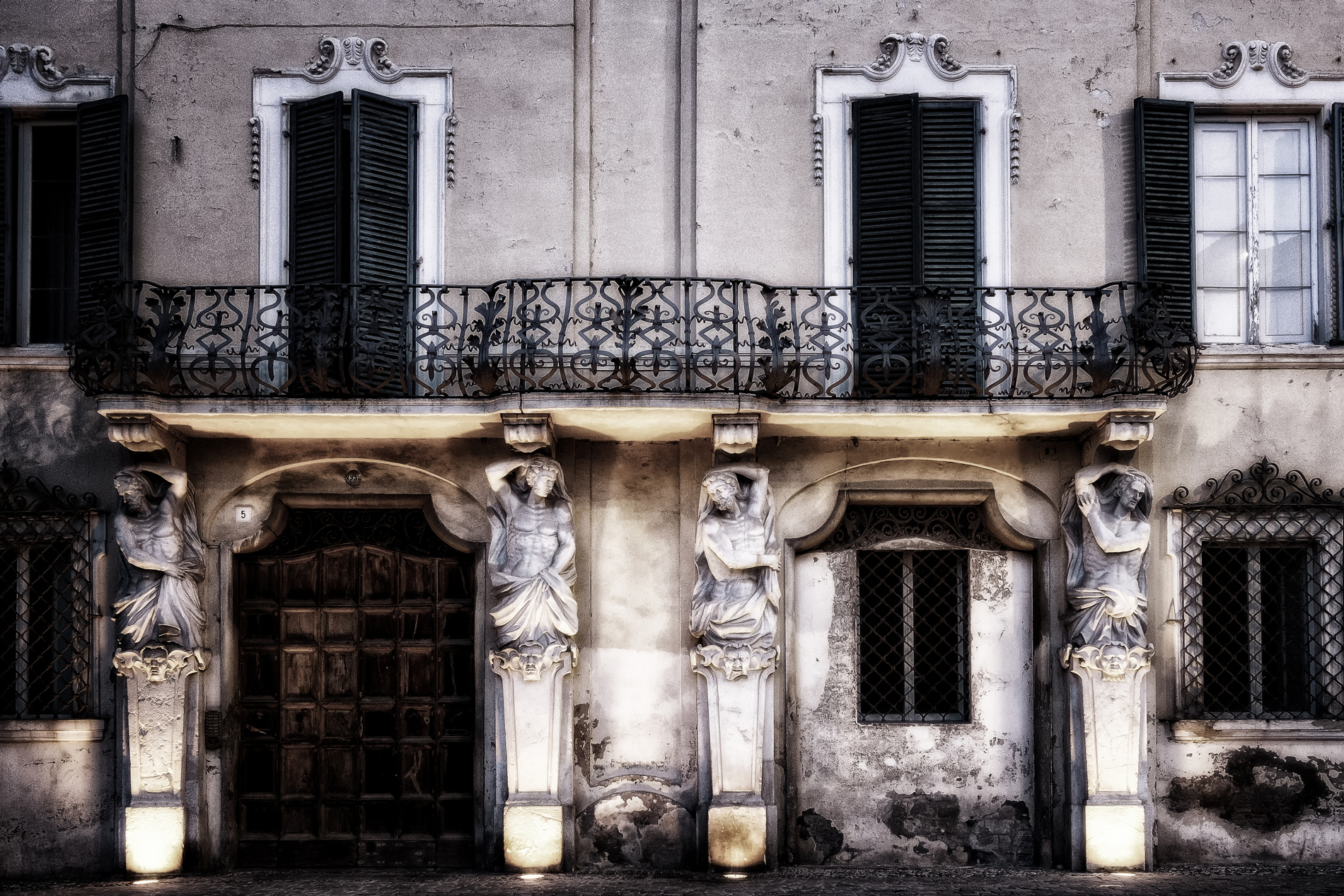 The caryatids of Palazzo Balleani...