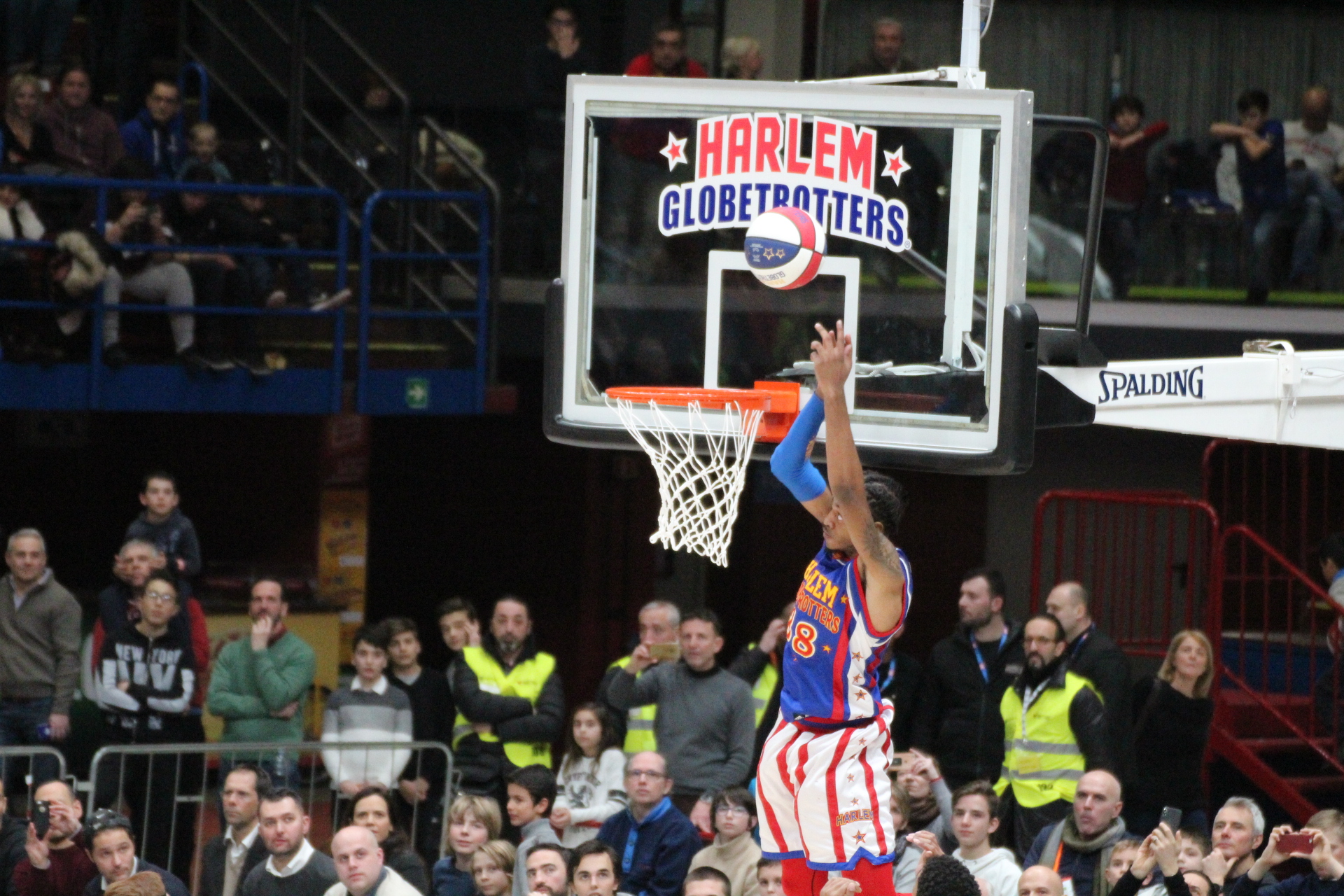 Dunk...