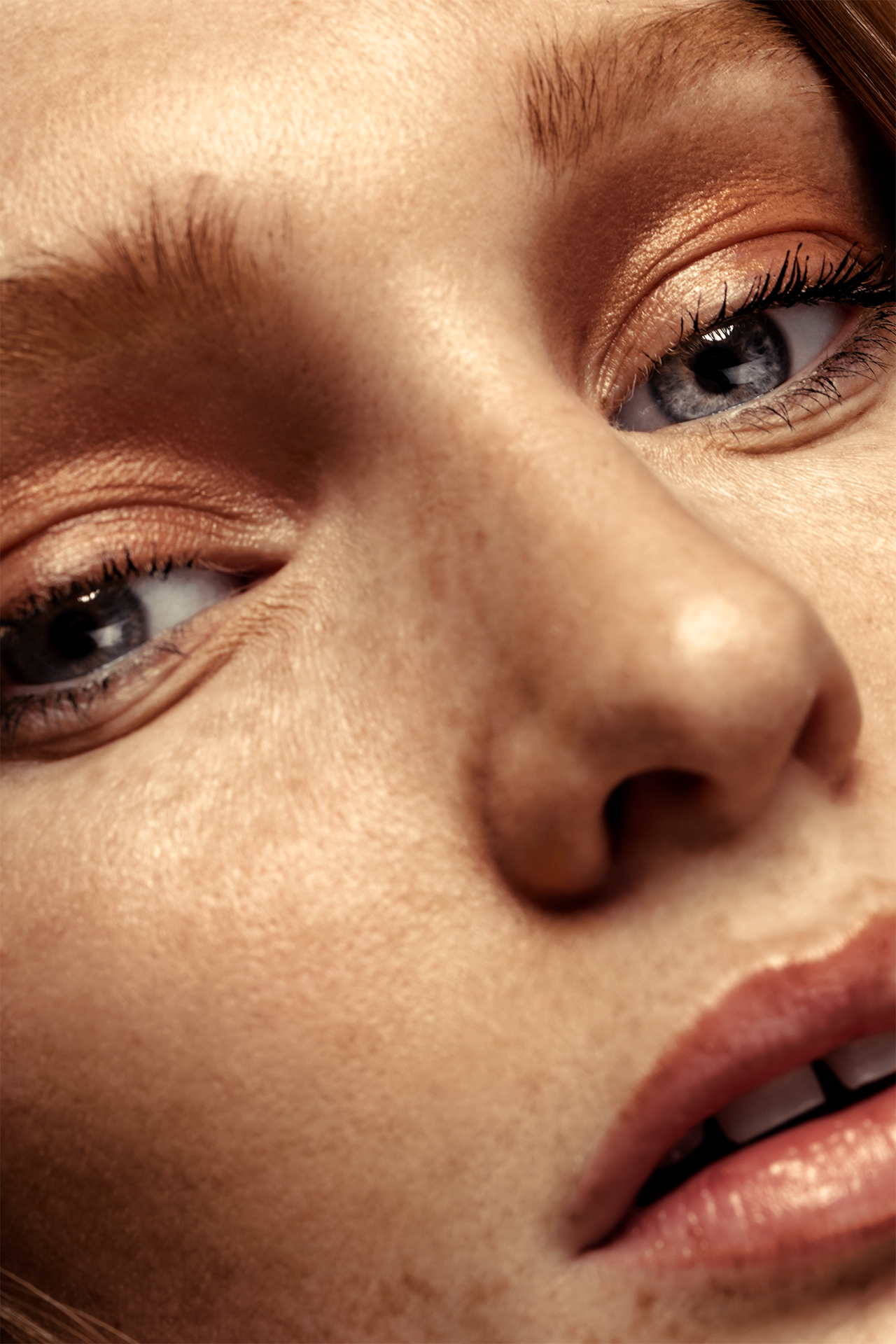 Fashion & Beauty 22...