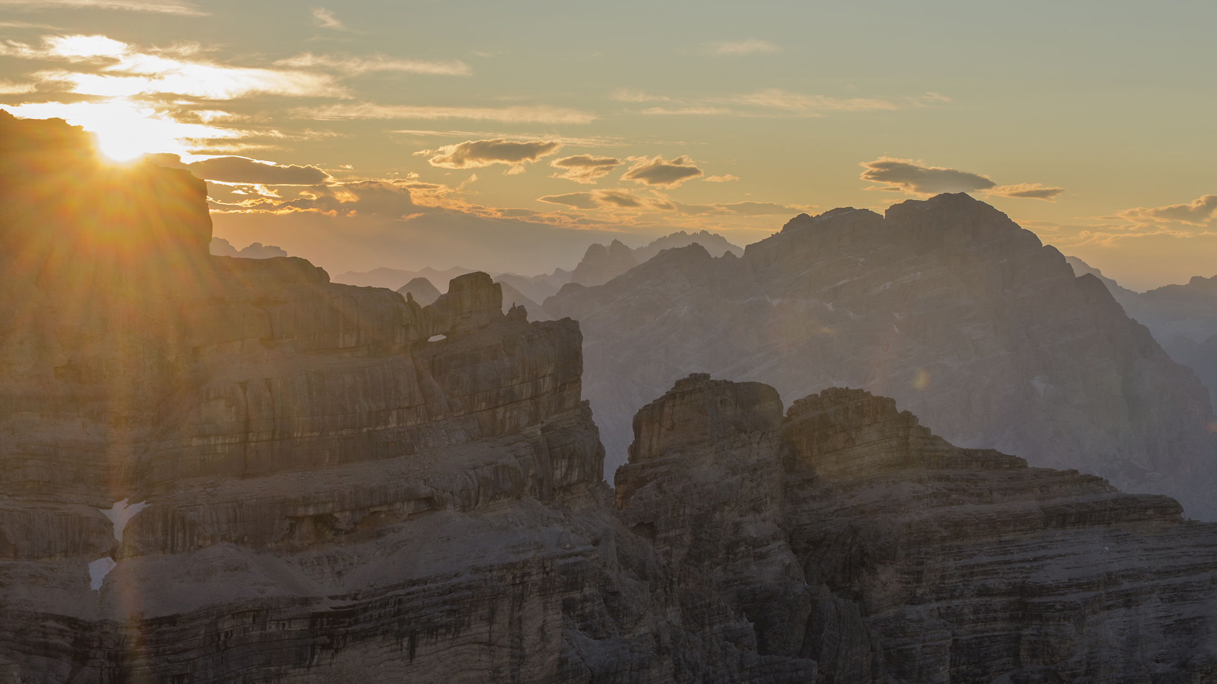 The gold of the Dolomites ...