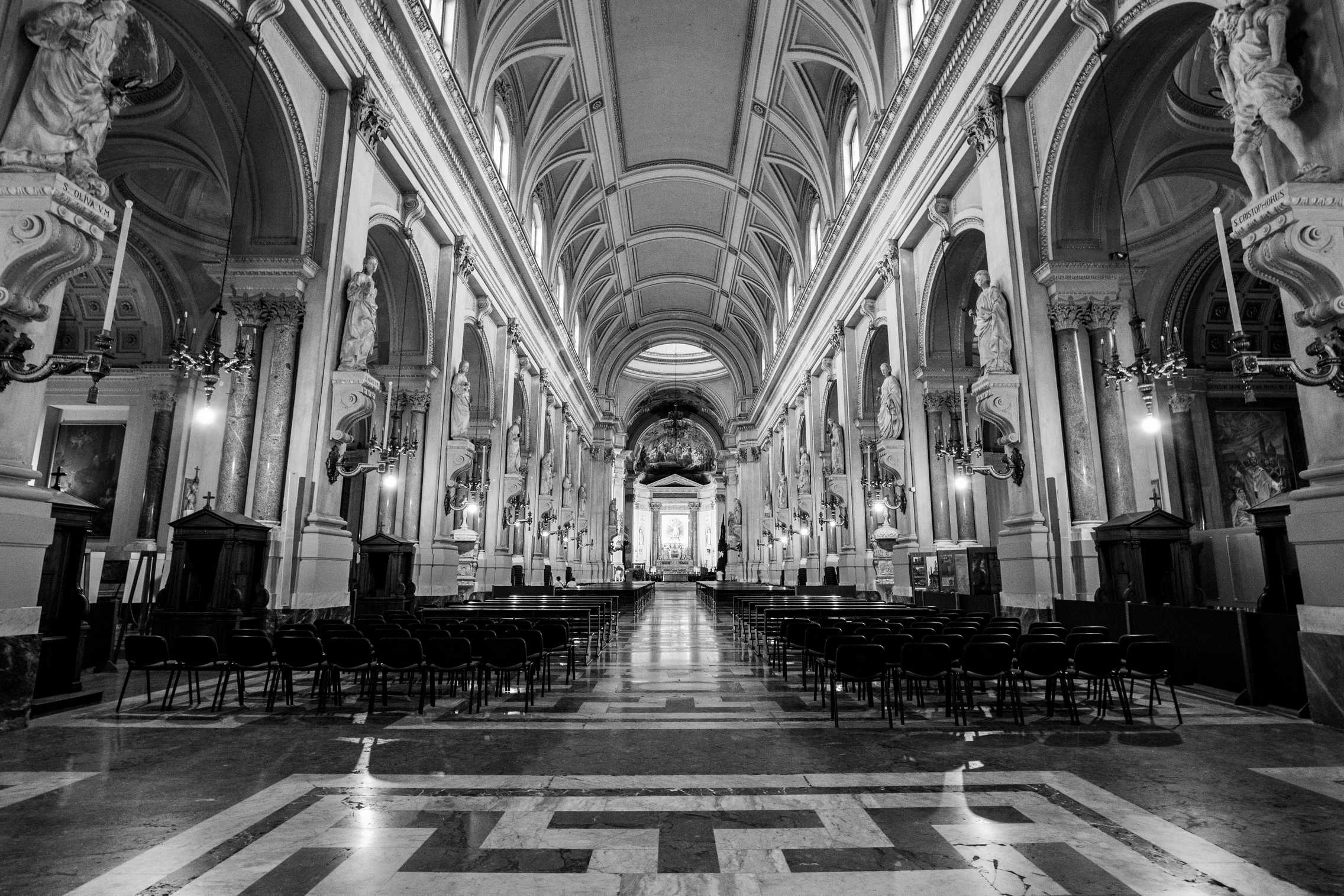 L'interno della Cattedrale di Palermo...
